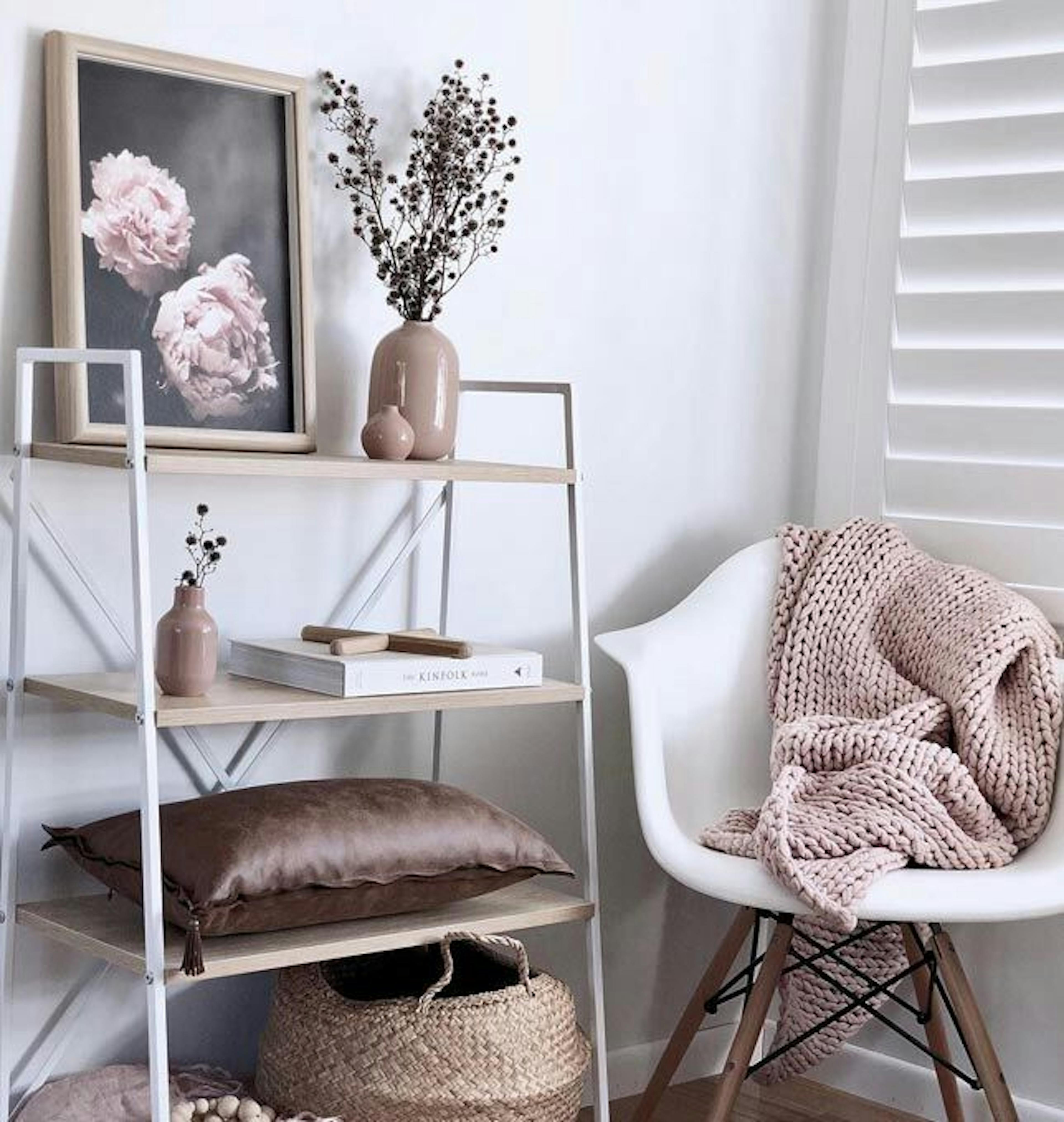 Beau poster avec des pivoines rose clair