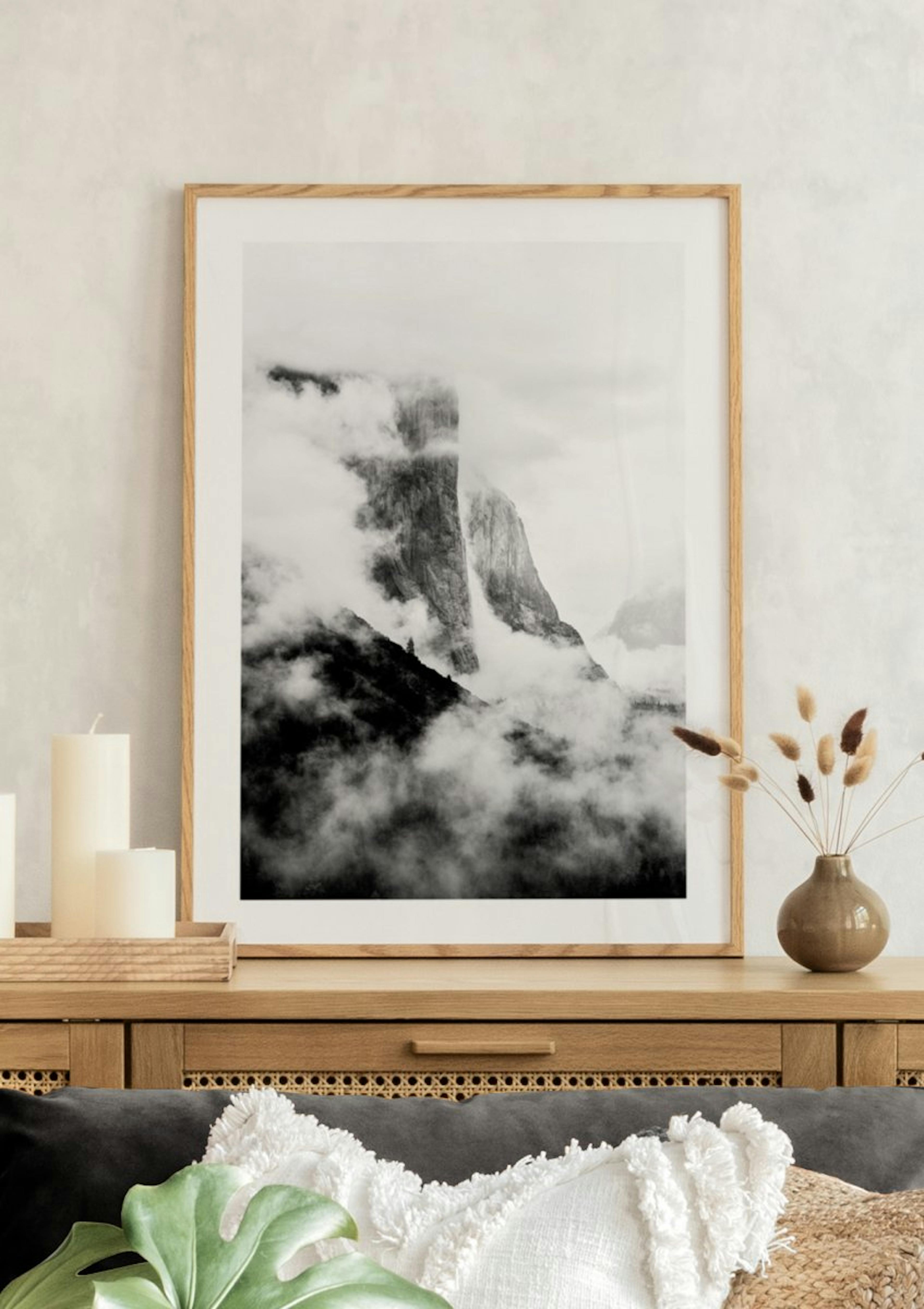 Nuages de Yosemite Poster thumbnail