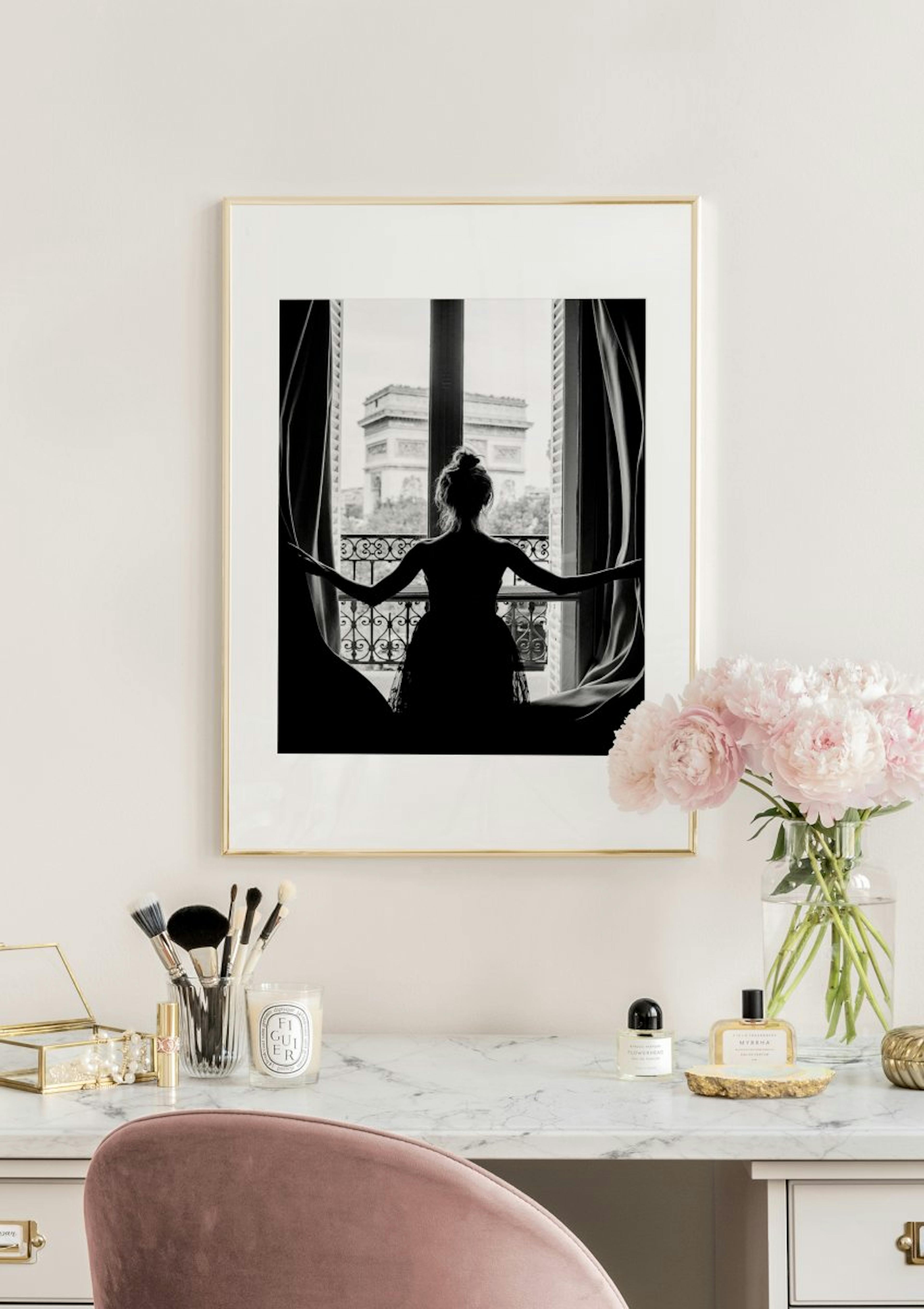 Girl in Paris Window Plakat thumbnail