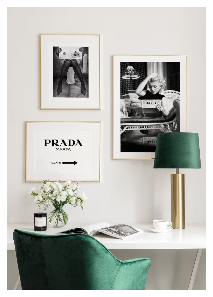 Prada Marfa Poster (21x30 cm) - Poster Store