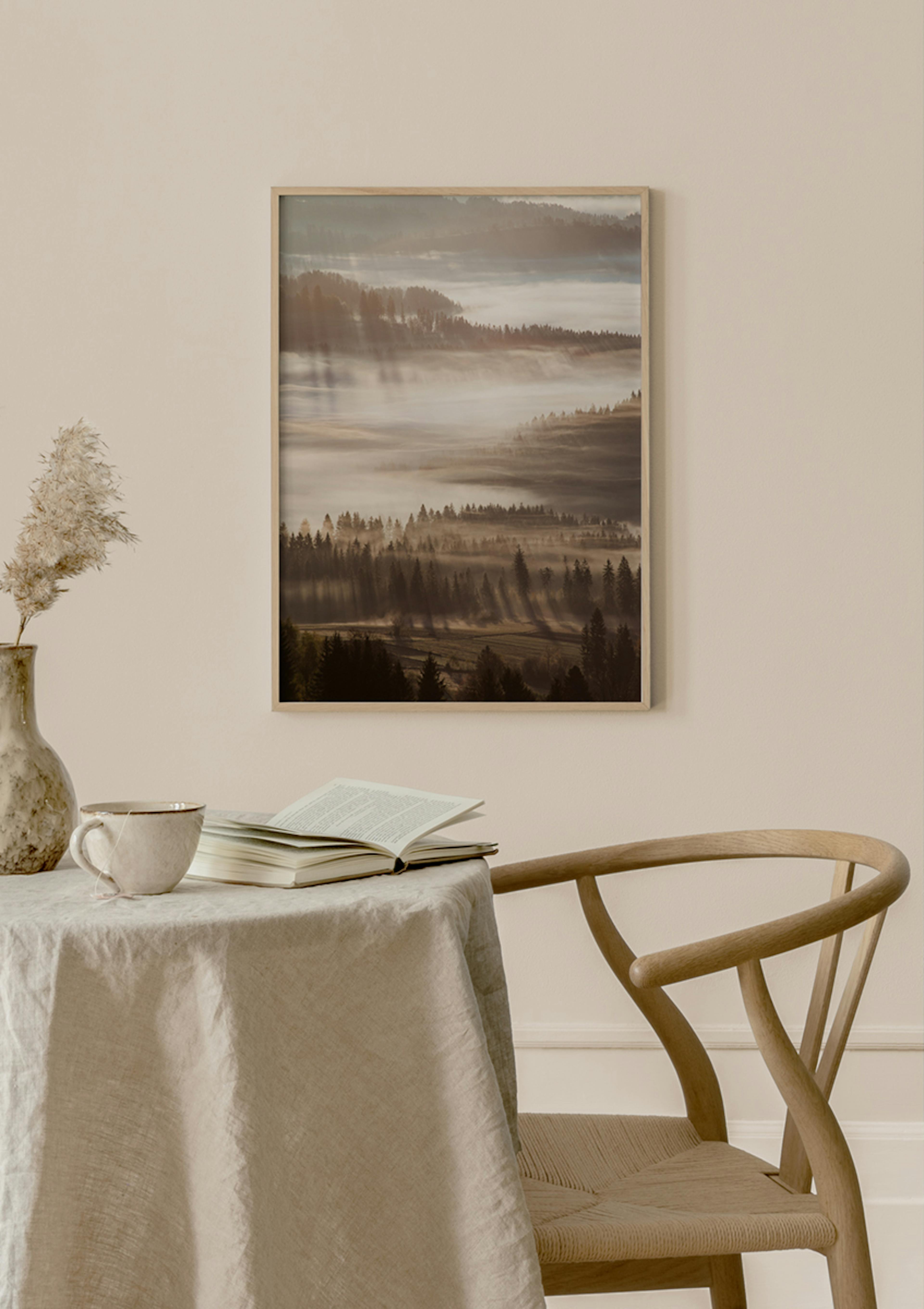 Zonnestralen door de mist poster thumbnail