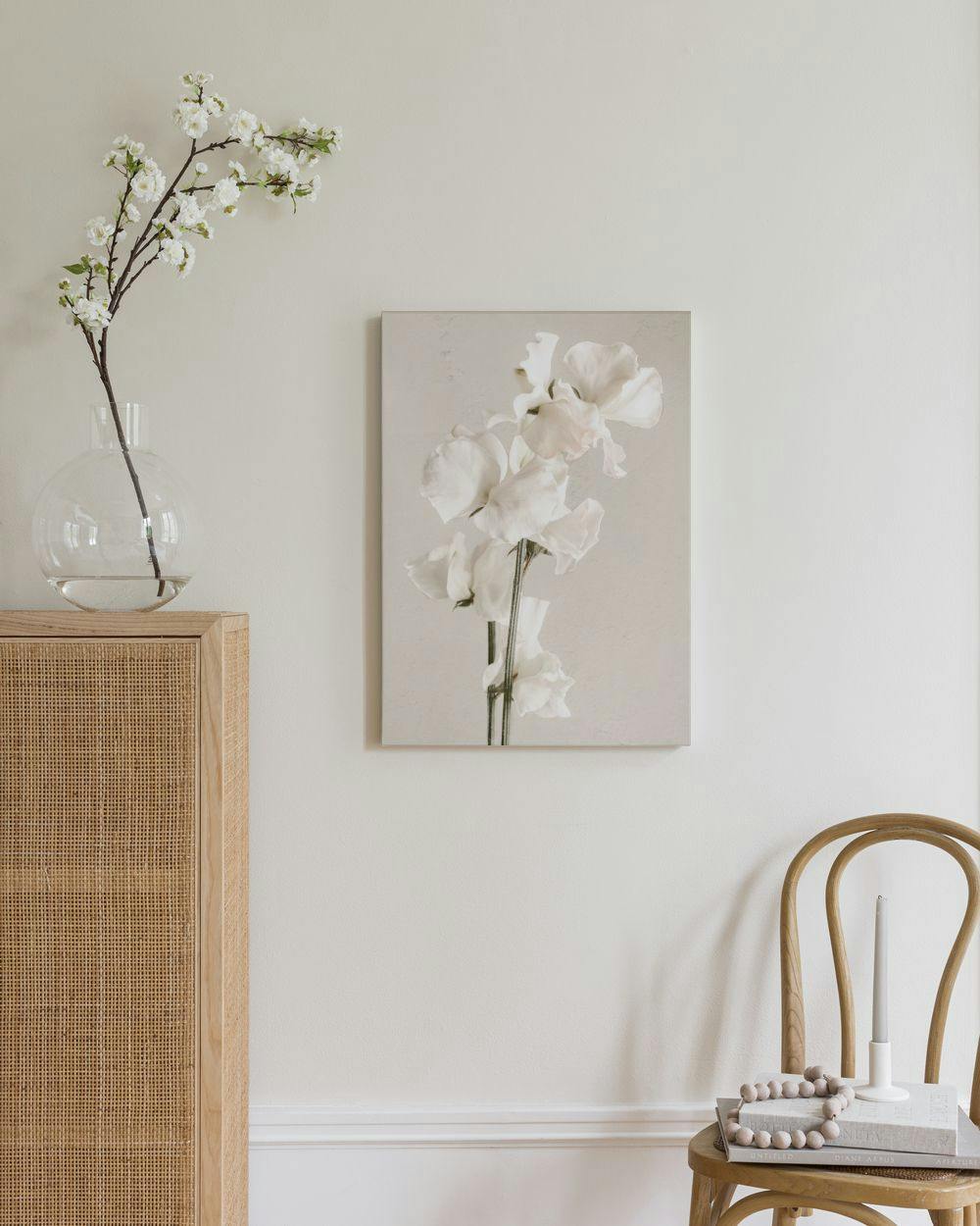 Canvas Prints - In Full Bloom Canvas print (30x40 cm - Black Frame) - Poster Store