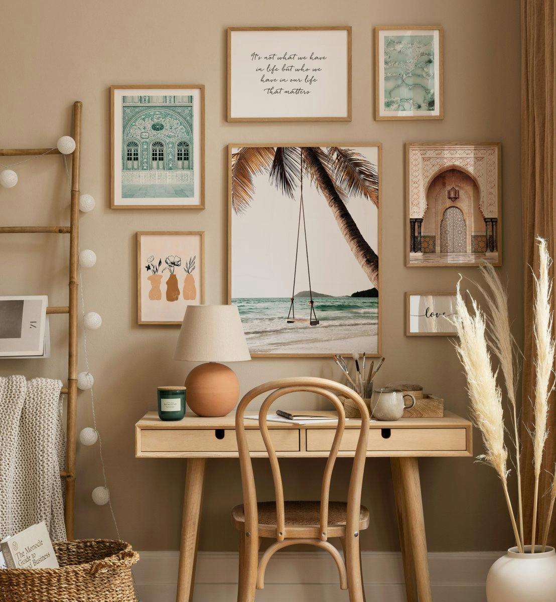 Zomerse strandsfeer posters samen met illustraties voor de kantoorruimte (ONE SIZE) - Poster Store