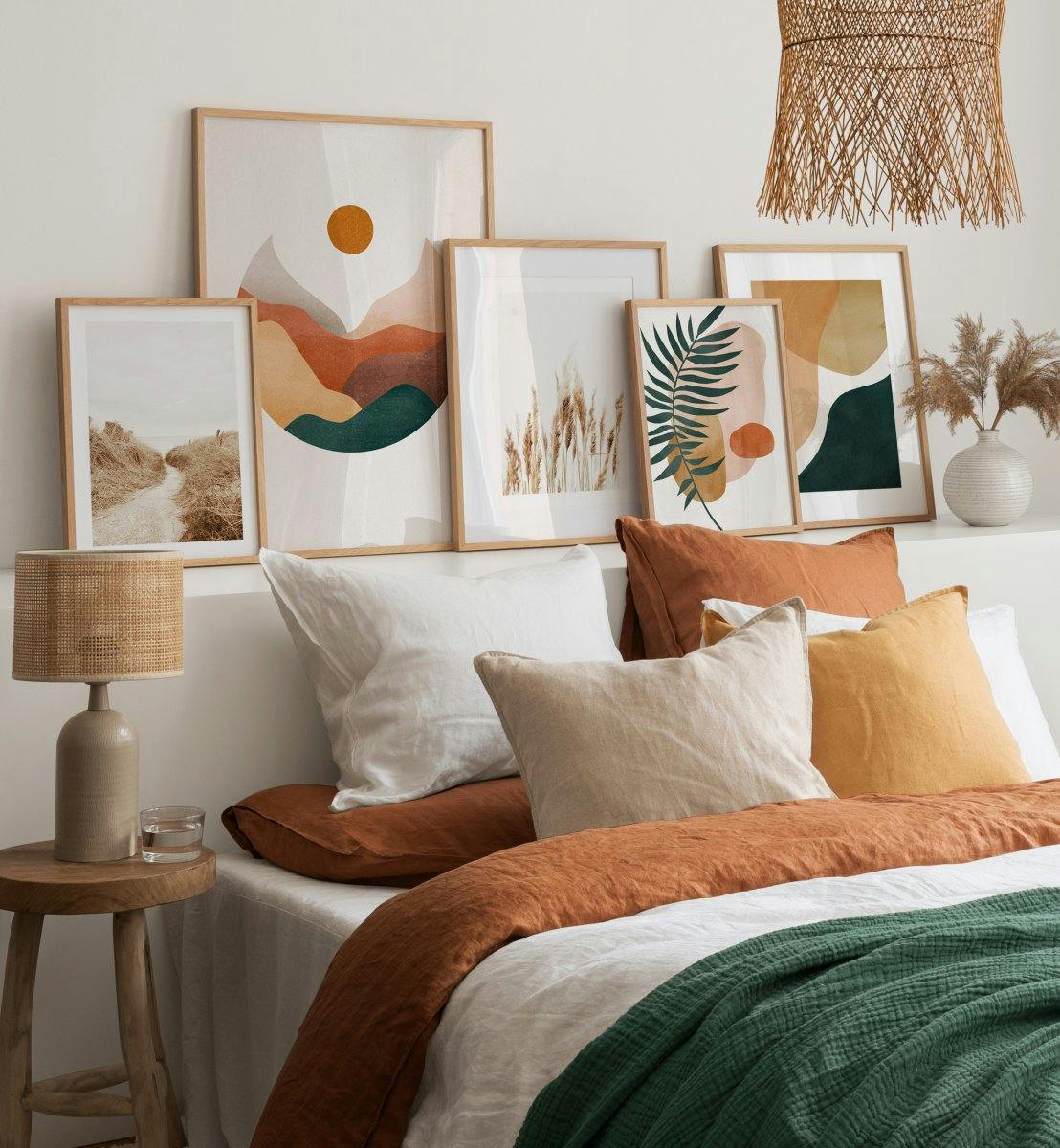 Graphic art prints, illustrations, and photographs in earthy tones for a bedroom (ONE SIZE) - Poster Store