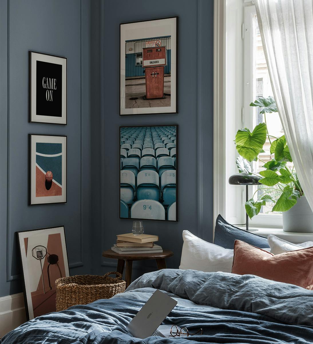 Blauwe en bruine sportieve foto's en illustraties voor de kinderkamer (ONE SIZE) - Poster Store