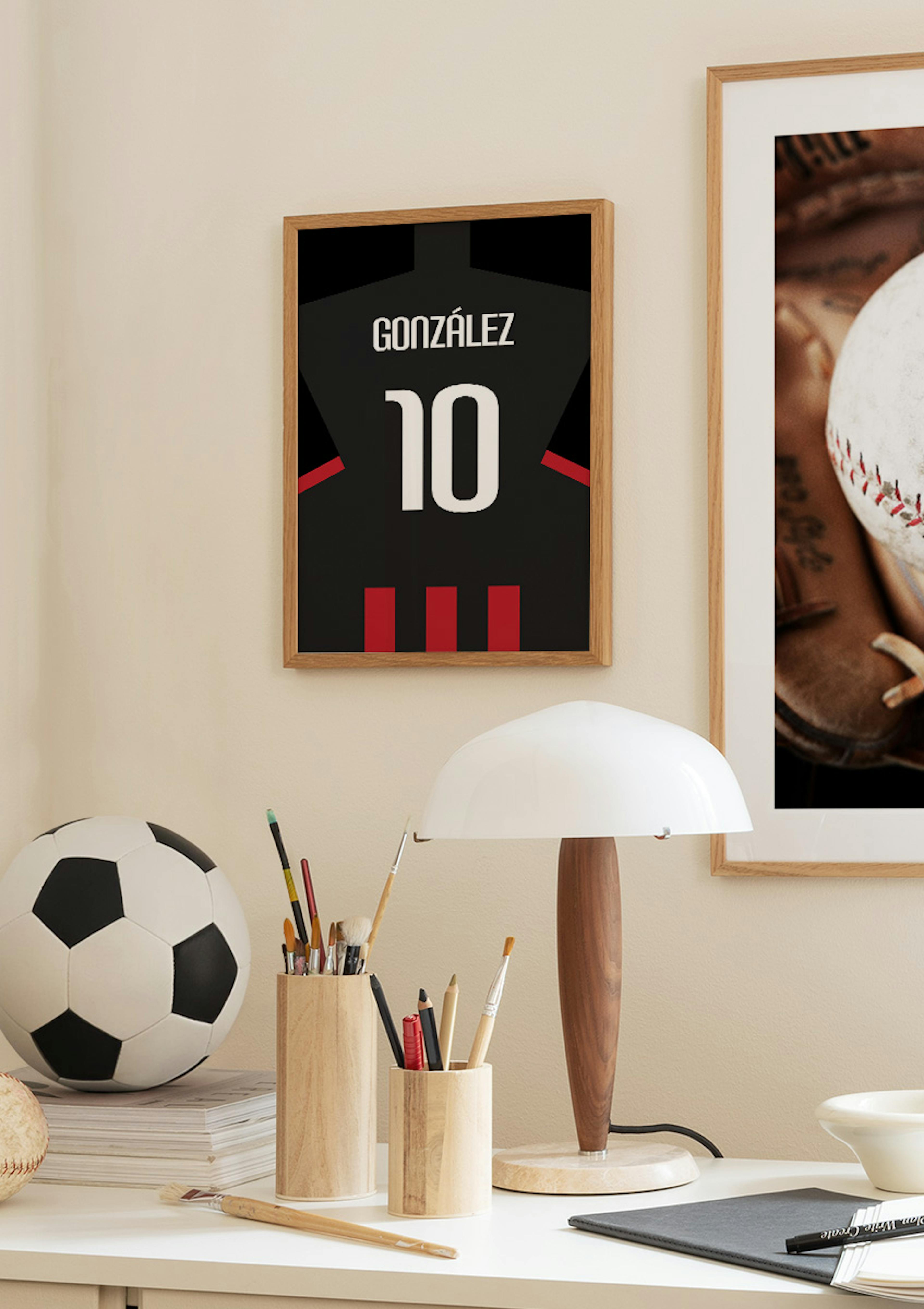 Fußballtrikot No4 Personalisiertes Poster thumbnail