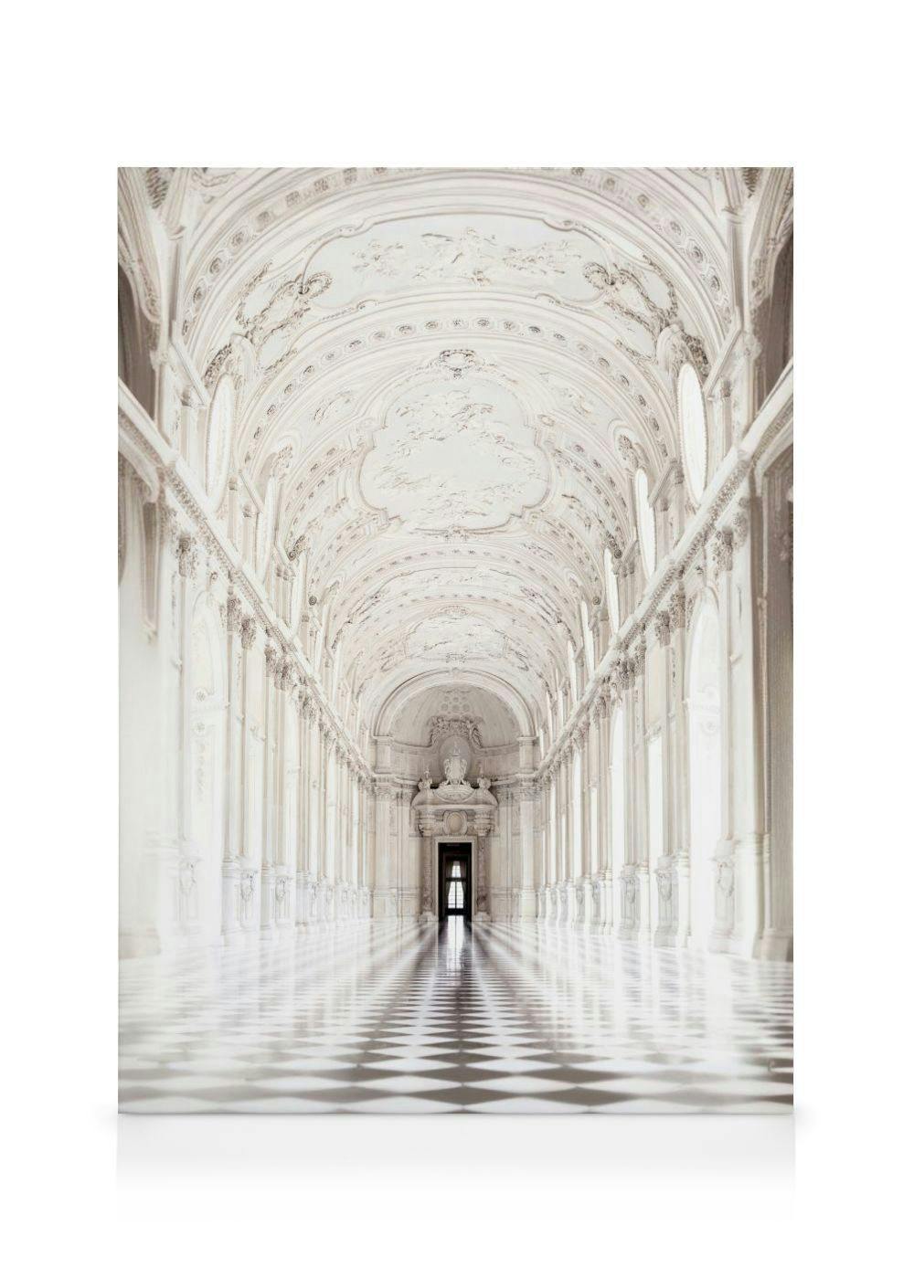 Canvastavlor - Palace Hallway canvastavla (30 x 40 cm - Svart ram) - Poster Store