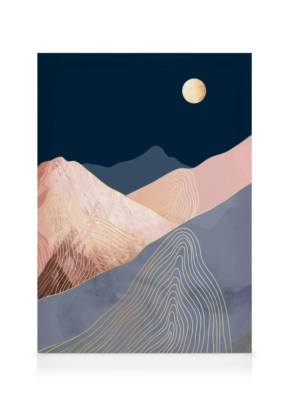 Lienzo de montañas abstractas rosadas y azules con líneas doradas, bajo un cielo nocturno y luna llena.