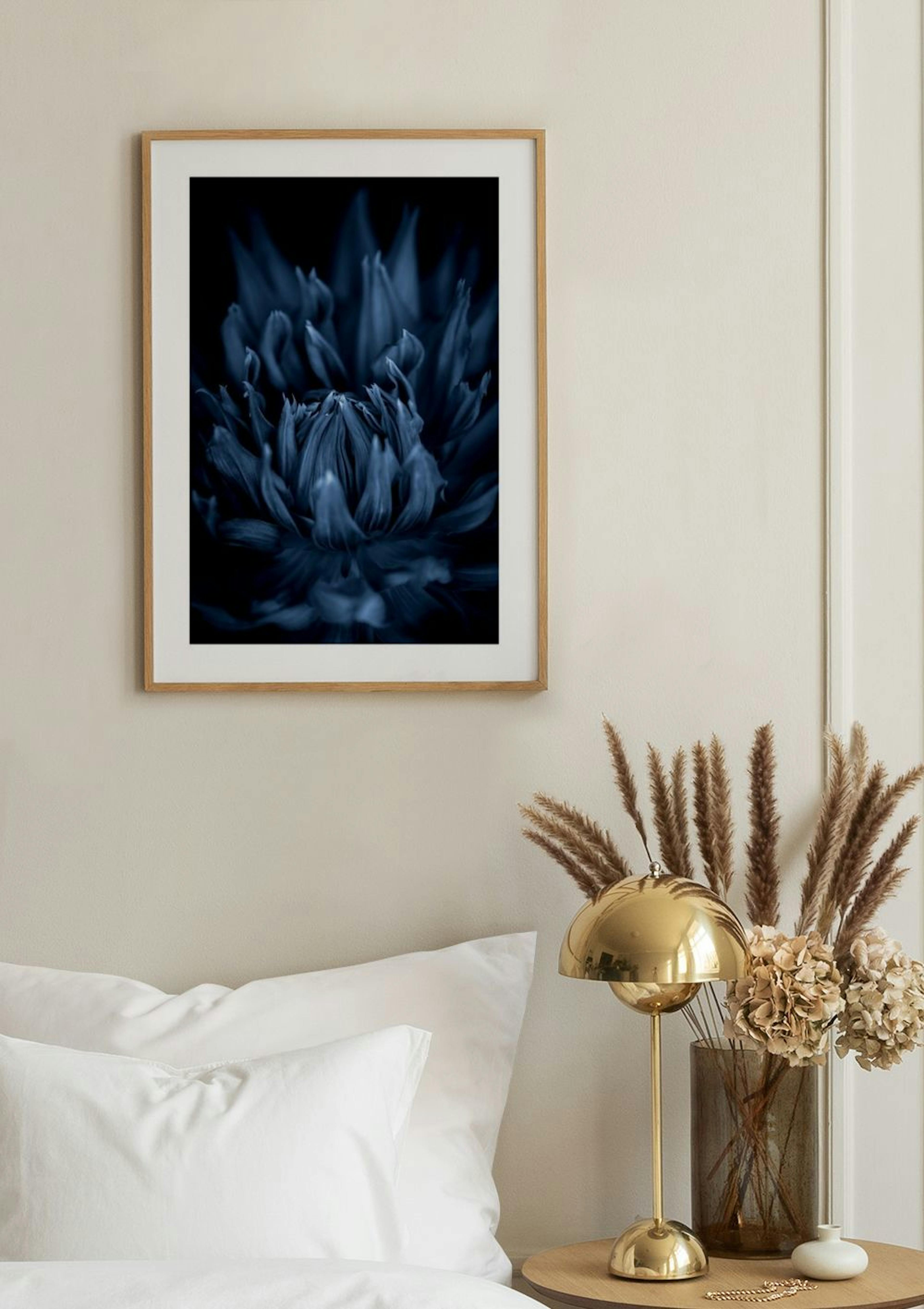 Blauwe Dahlia Poster - Bloemendesign thumbnail