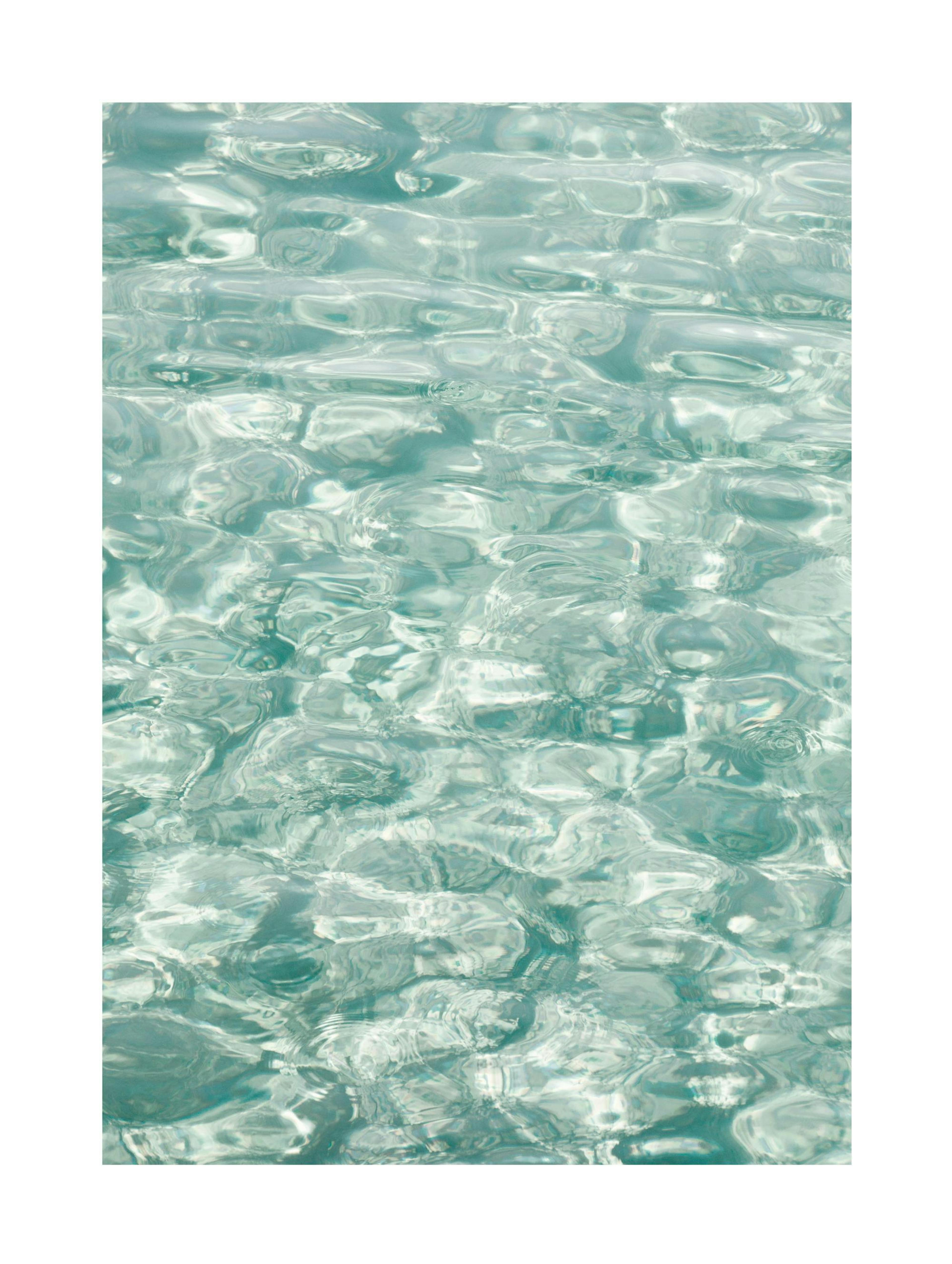 Agua cristalina póster thumbnail