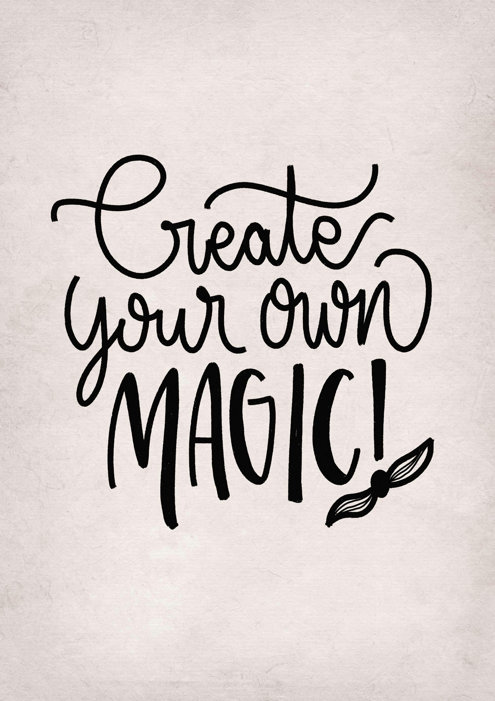 Poster avec linscription Create your own MAGIC! en calligraphie noire sur fond clair texturé, avec un détail de pinceau.