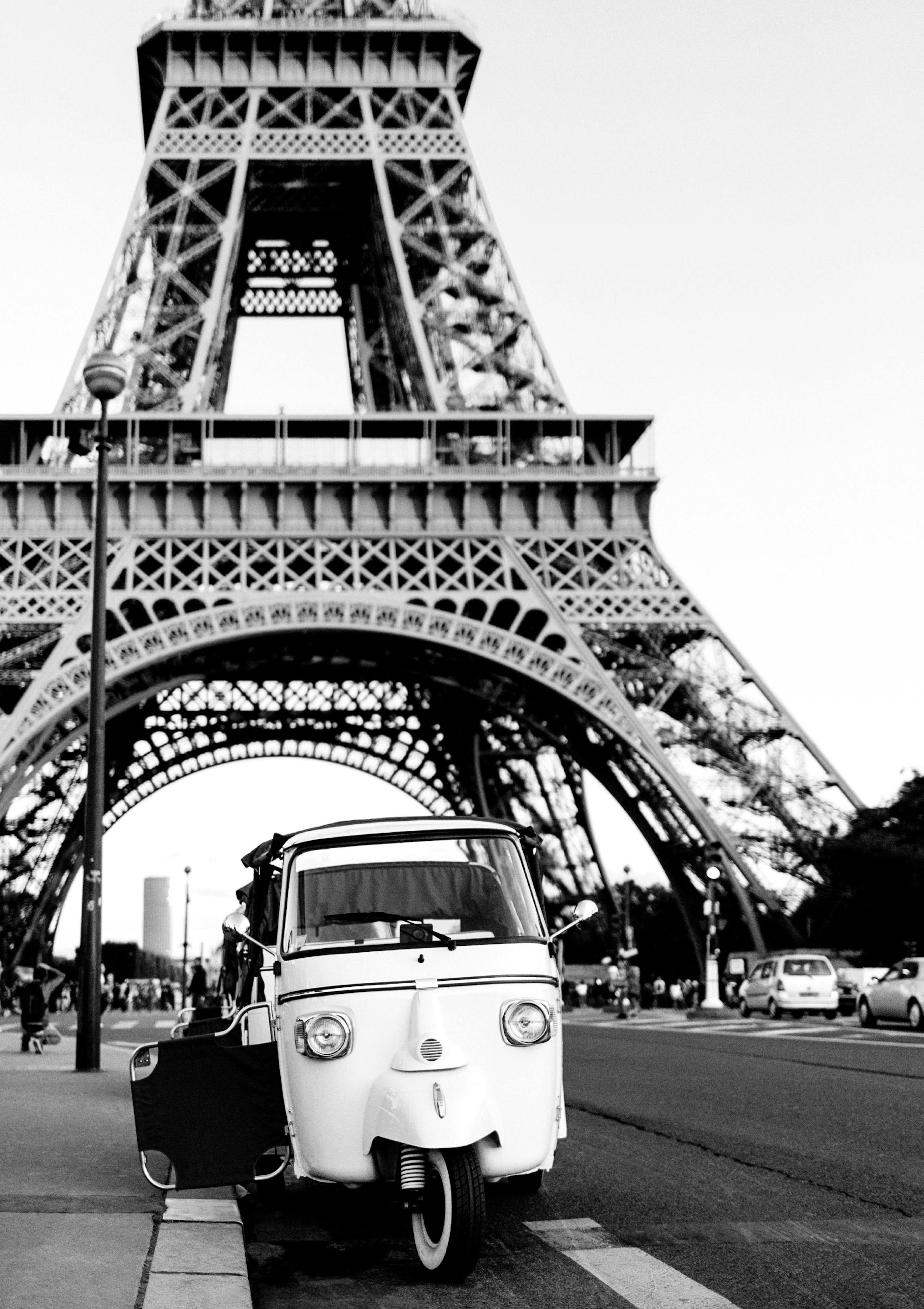 Paris Street Poster 0