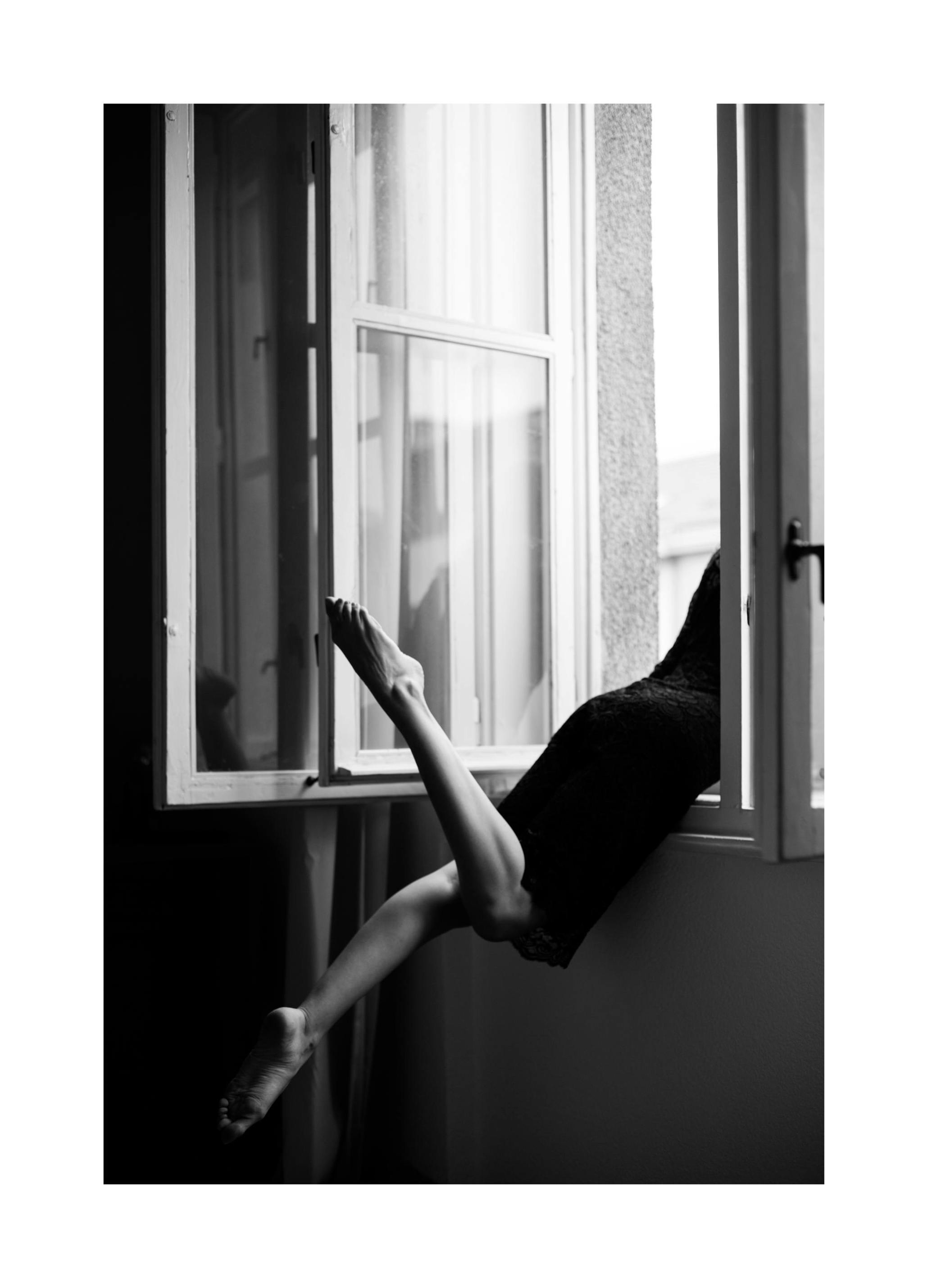 Prints Out the Window Poster (30x40 cm) - Poster Store