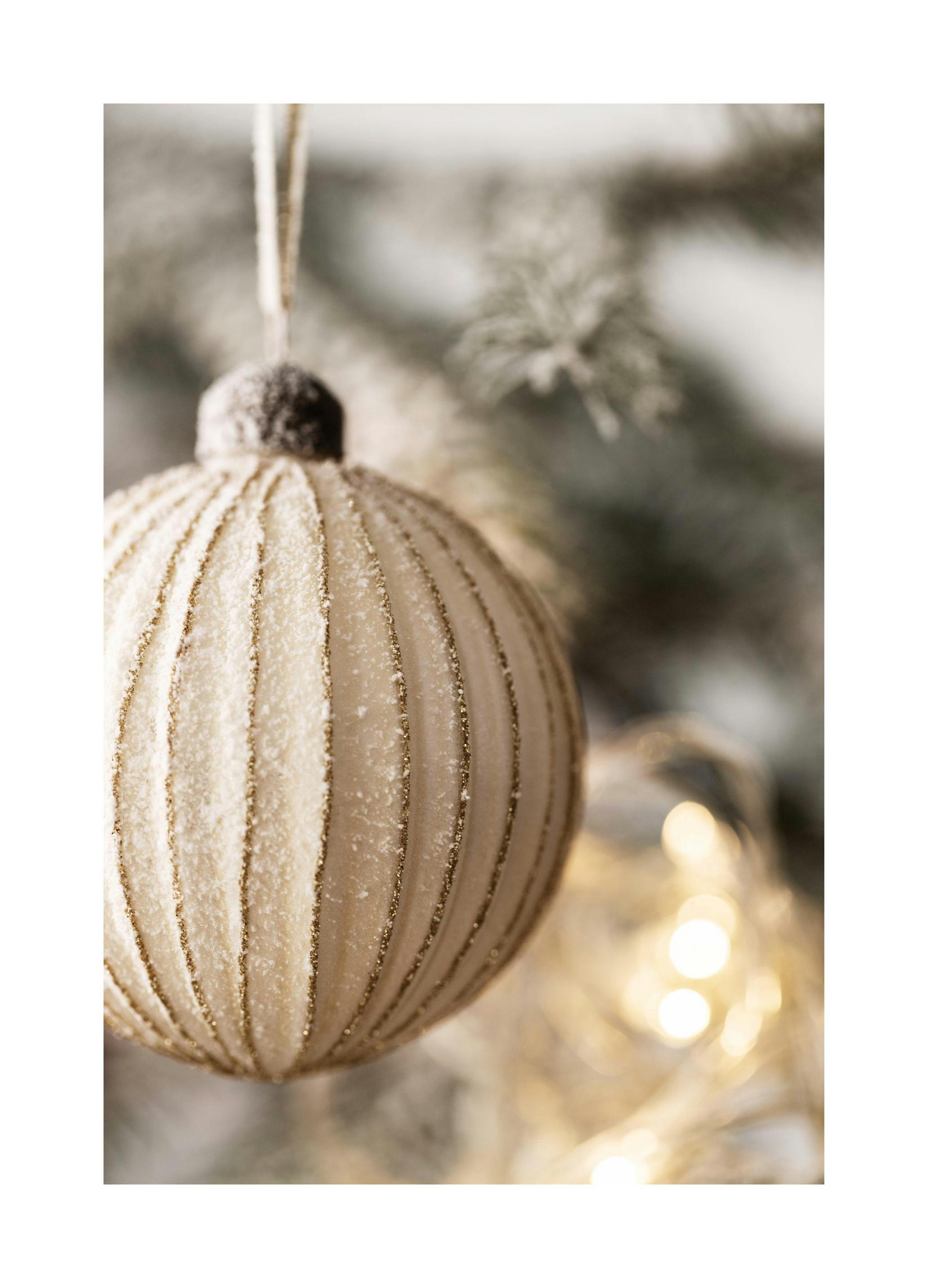 Prints Golden Bauble Poster (13x18 cm) - Poster Store