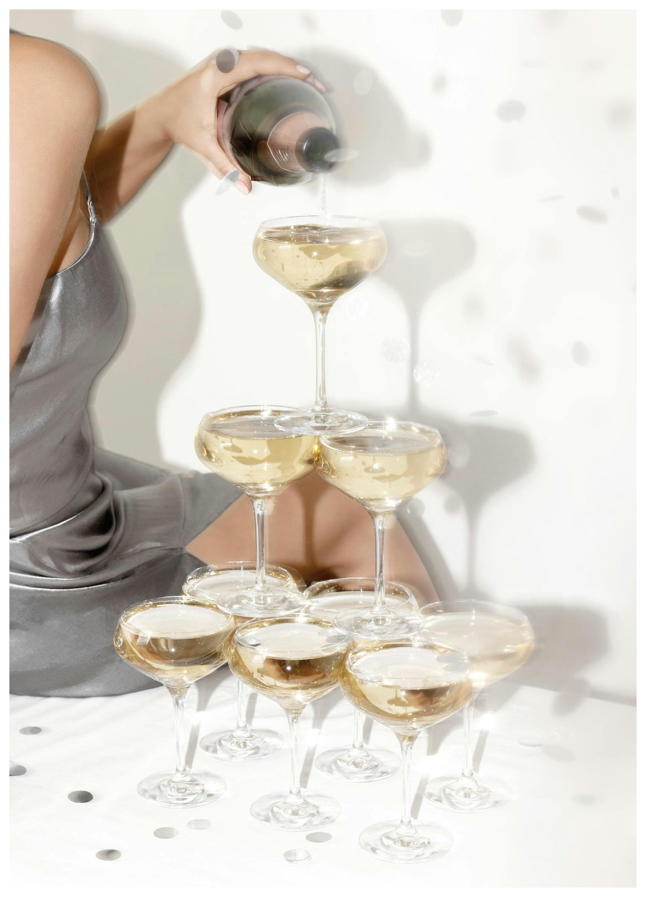 Prints Pouring Champagne Tower Poster (50x70 cm) - Poster Store