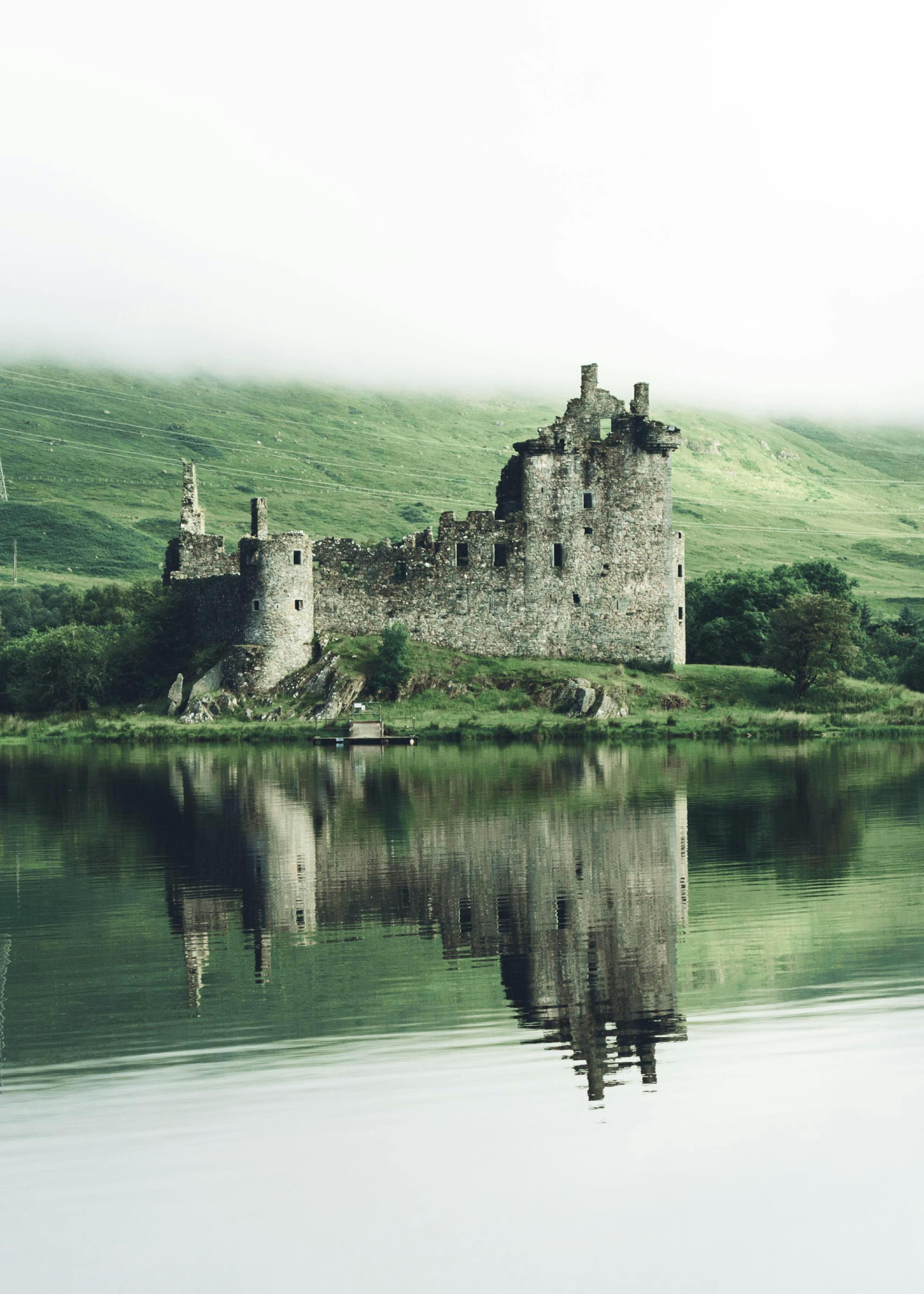 Fallen Castle Poster 0