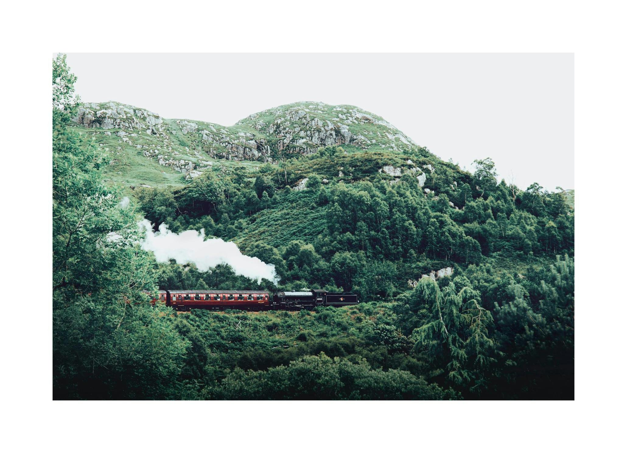Off to Hogwarts Poster (30x40 cm) - Poster Store