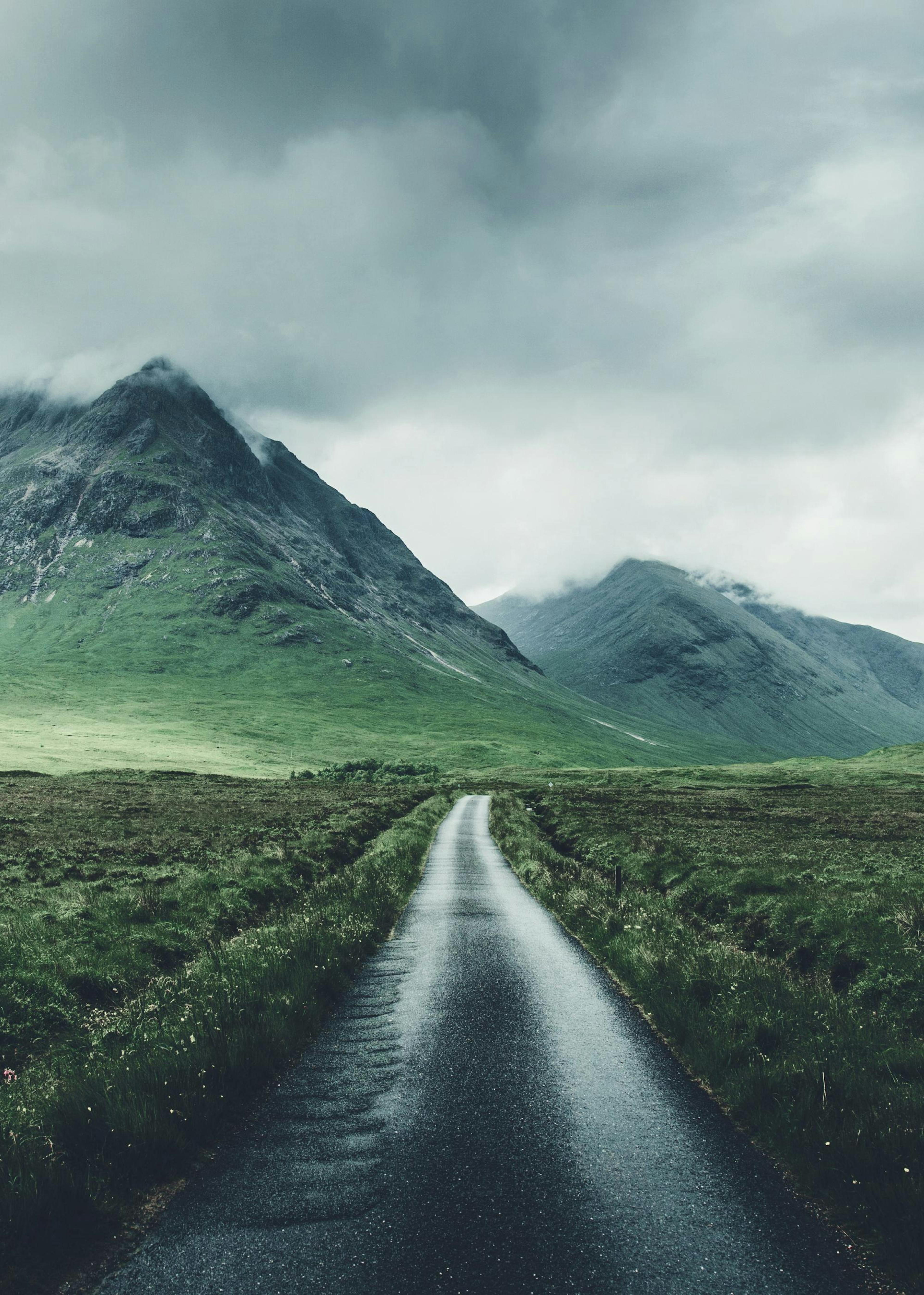 Road to the Mountains Poster 0
