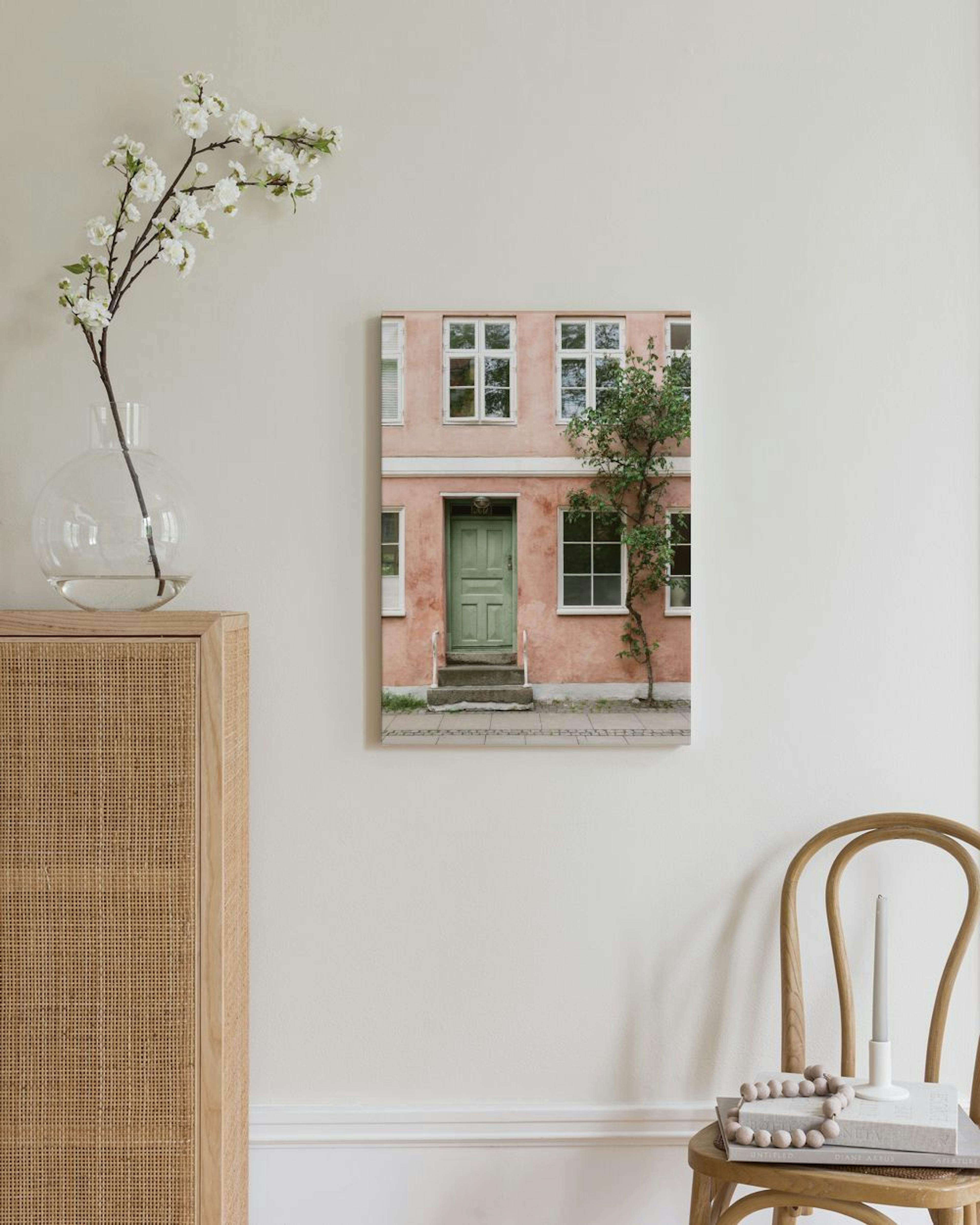 Blushing Walls Stampe su tela thumbnail