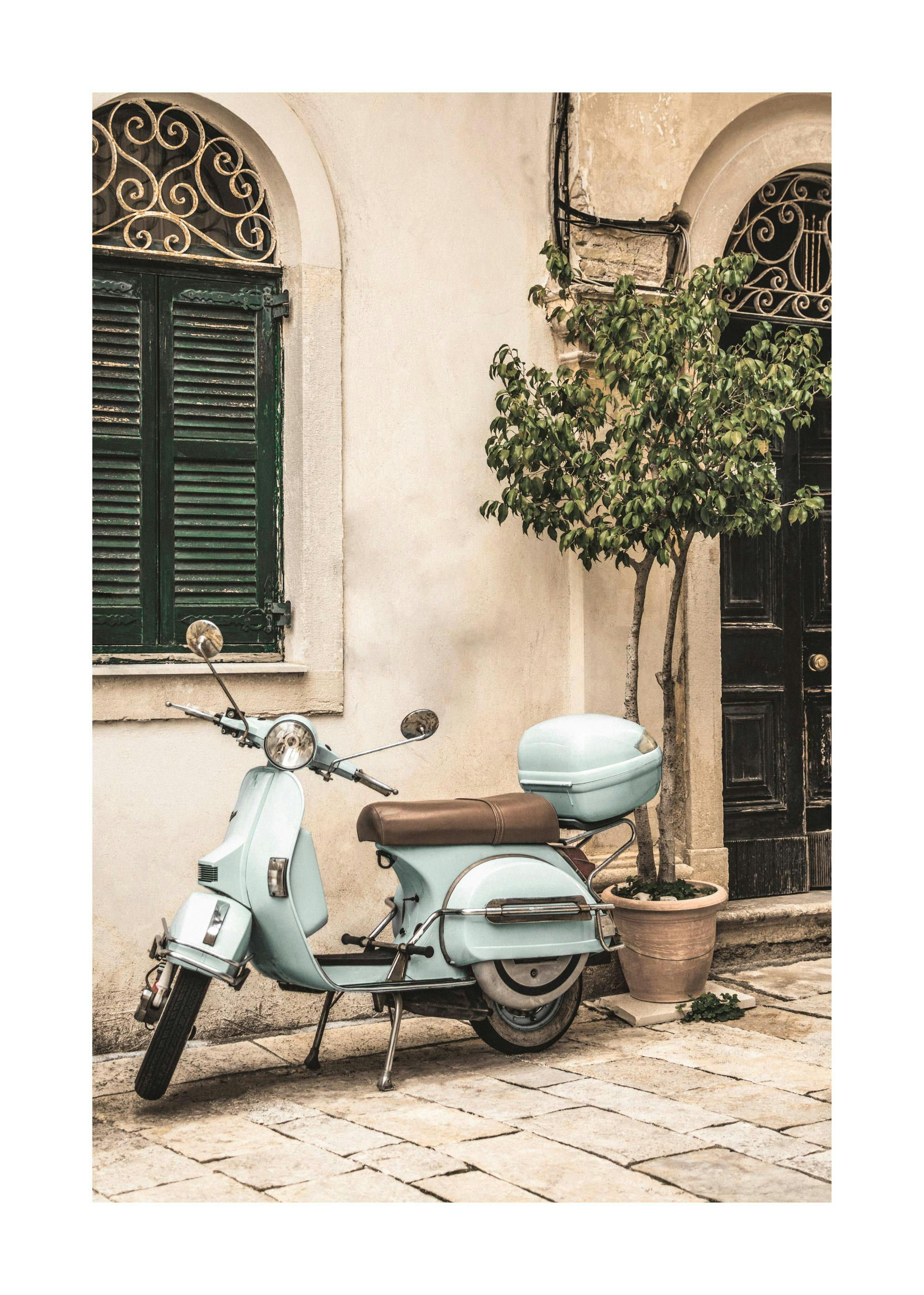 Italy Vespa Poster 0