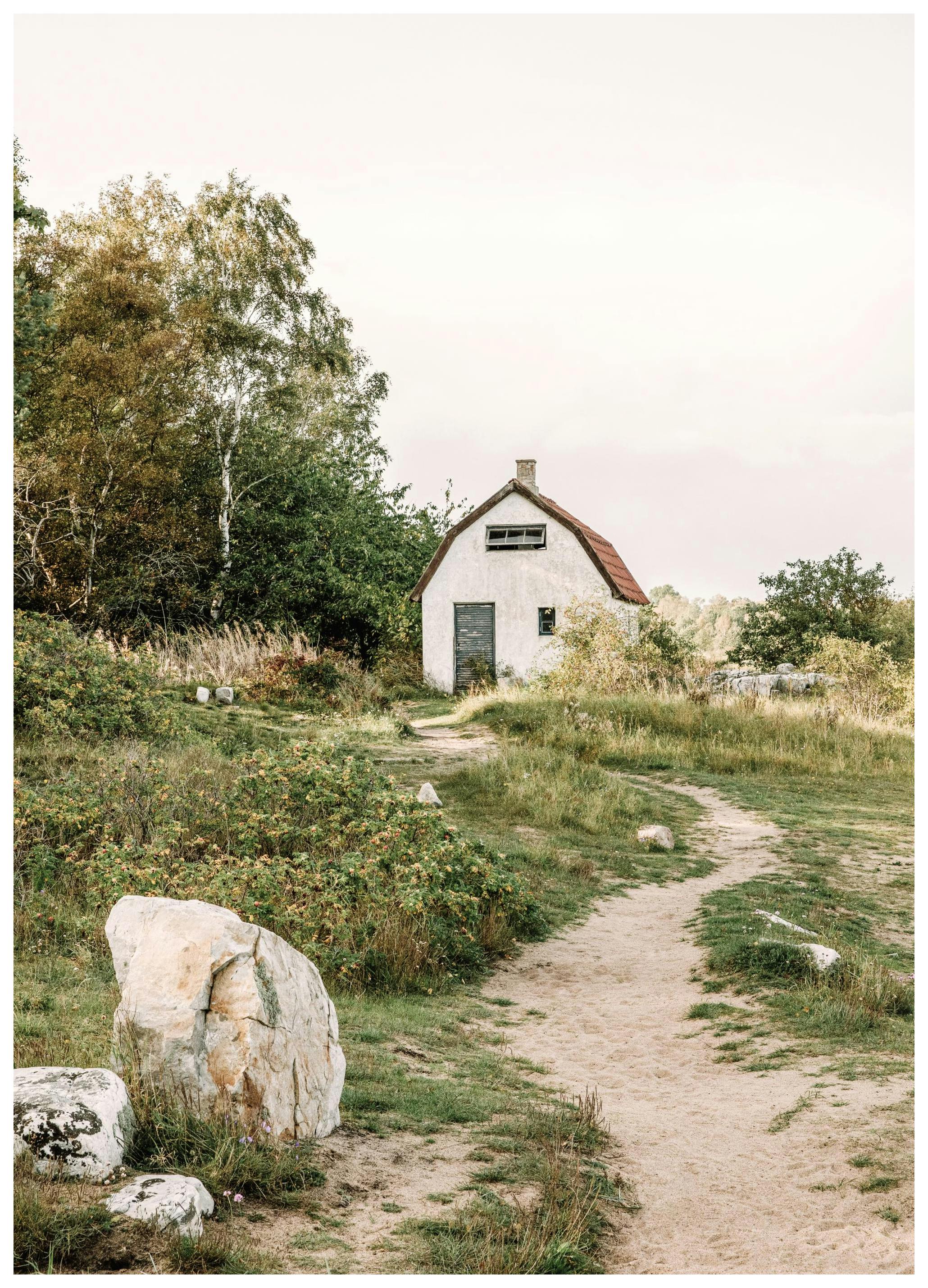 Huis-op-de-heuvel-poster (30x40 cm) - Poster Store