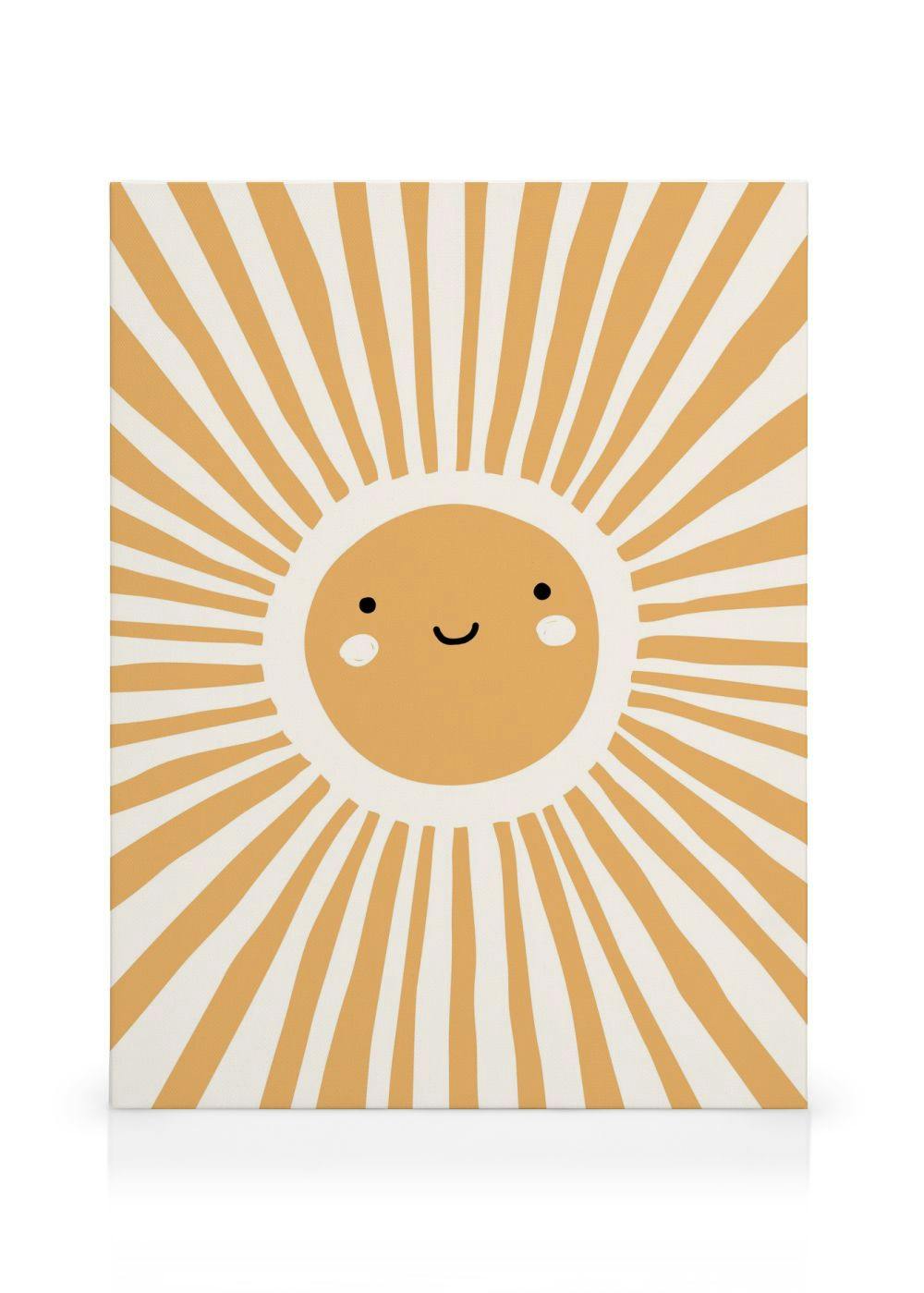 En canvastavla med en glad, leende sol i gult och vitt med solstrålar som sprider sig utåt.