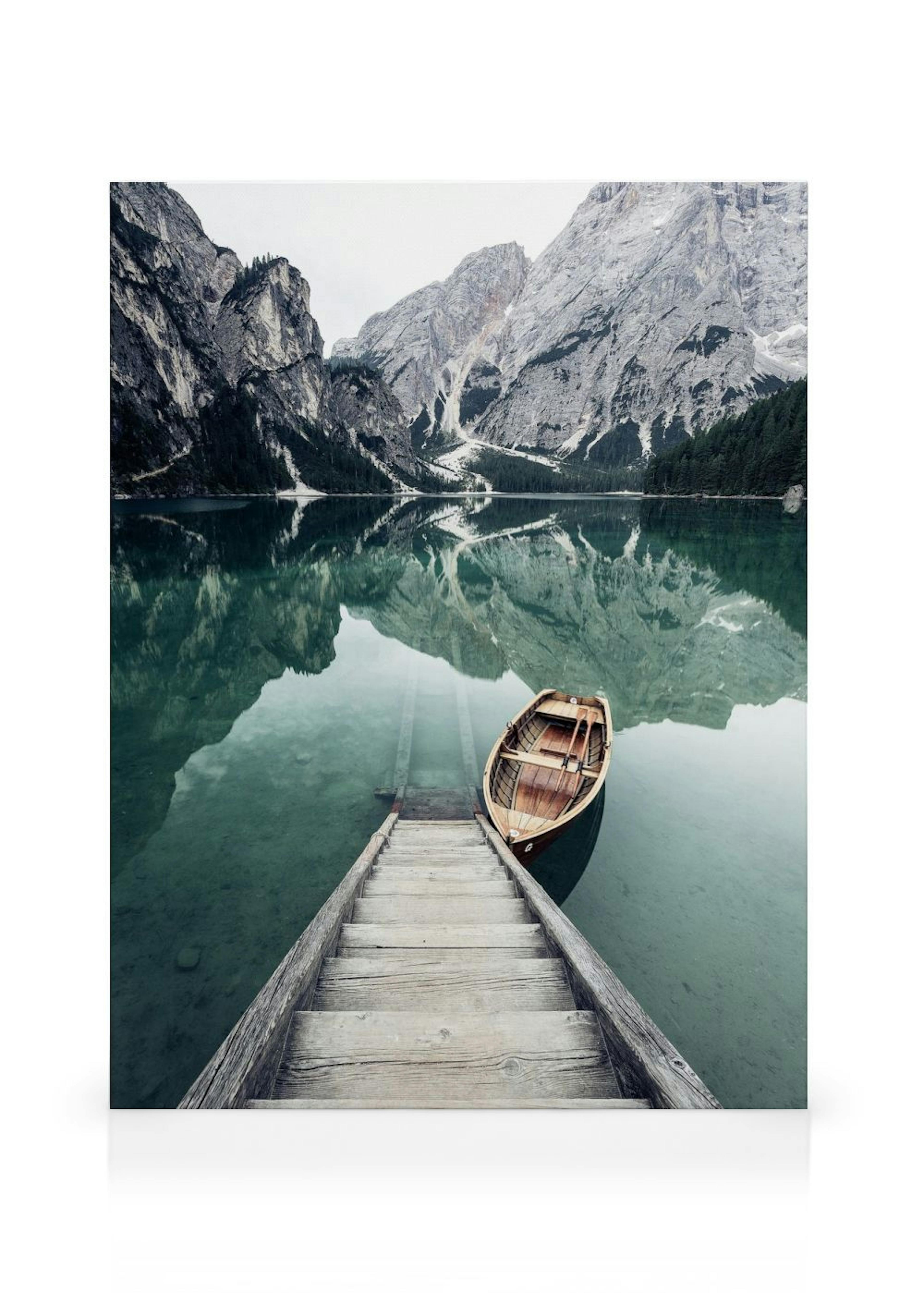 Boat in the lake Stampa su tela thumbnail