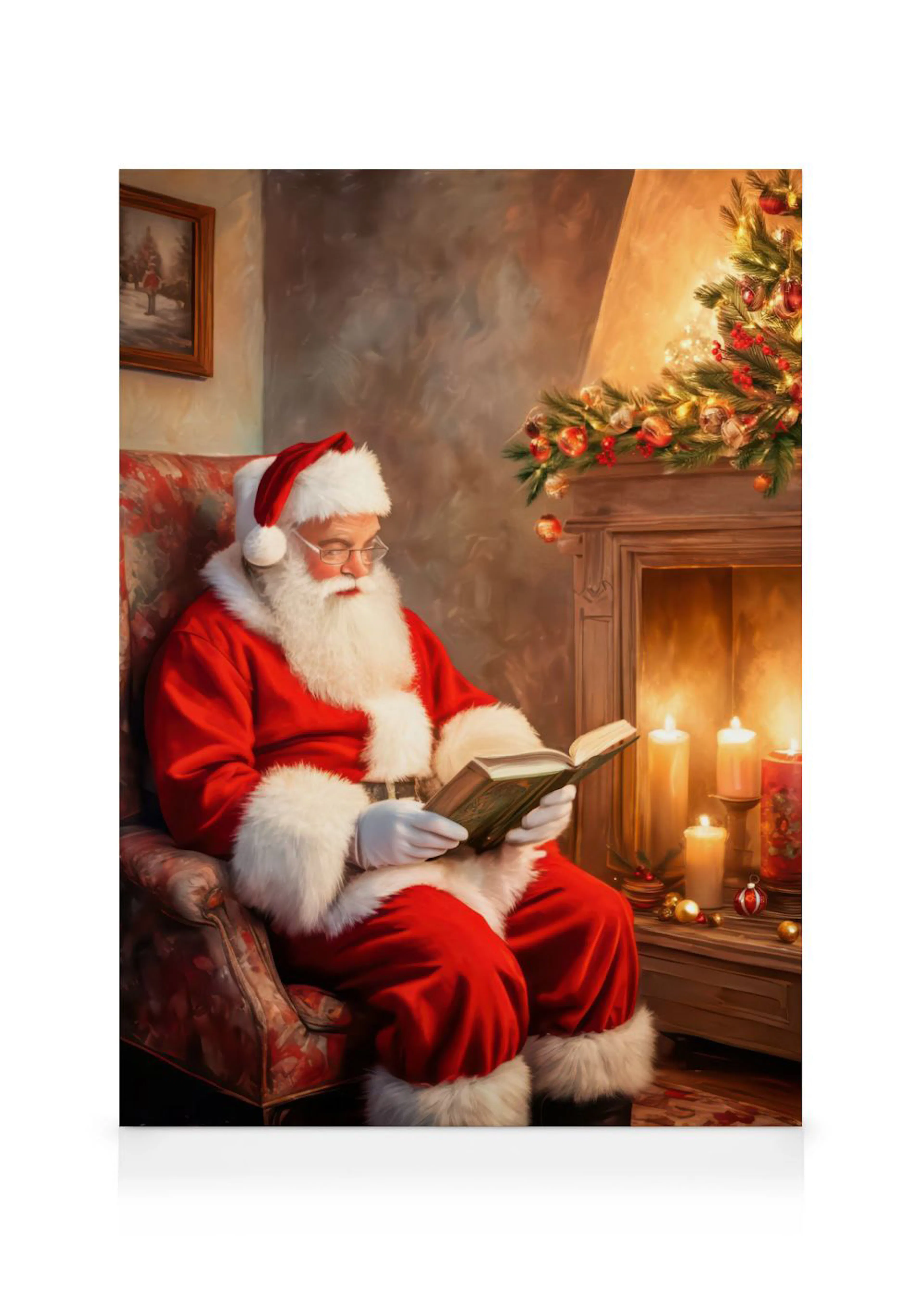 Toile représentant le Père Noël en habit rouge, lunettes et barbe blanche, lisant un livre ancien près dun foyer décoré de guirl