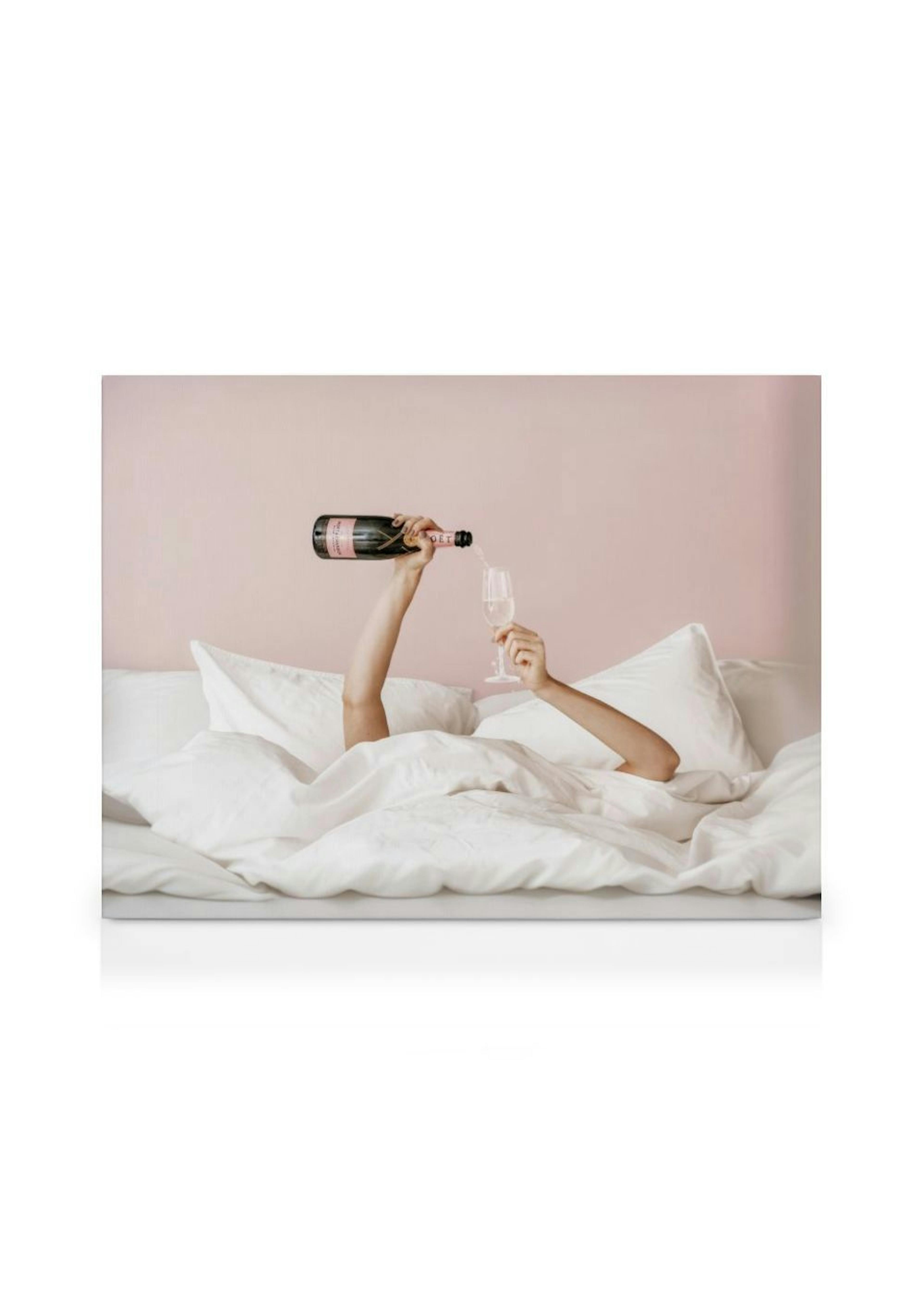 Champagne in Bed Stampa su tela thumbnail