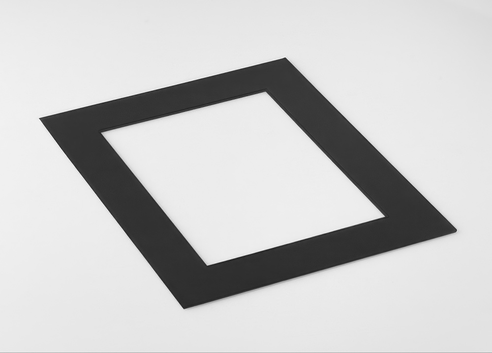 Passepartout black 40x50 cm