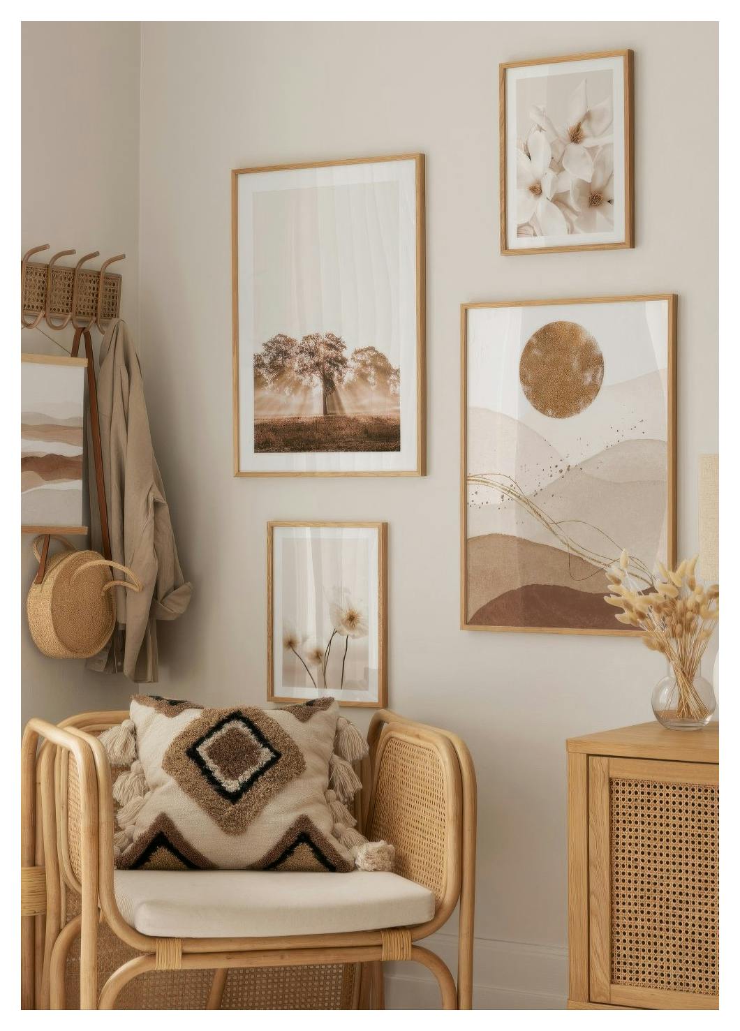 Flowering Magnolia Poster (21x30 cm) - Poster Store