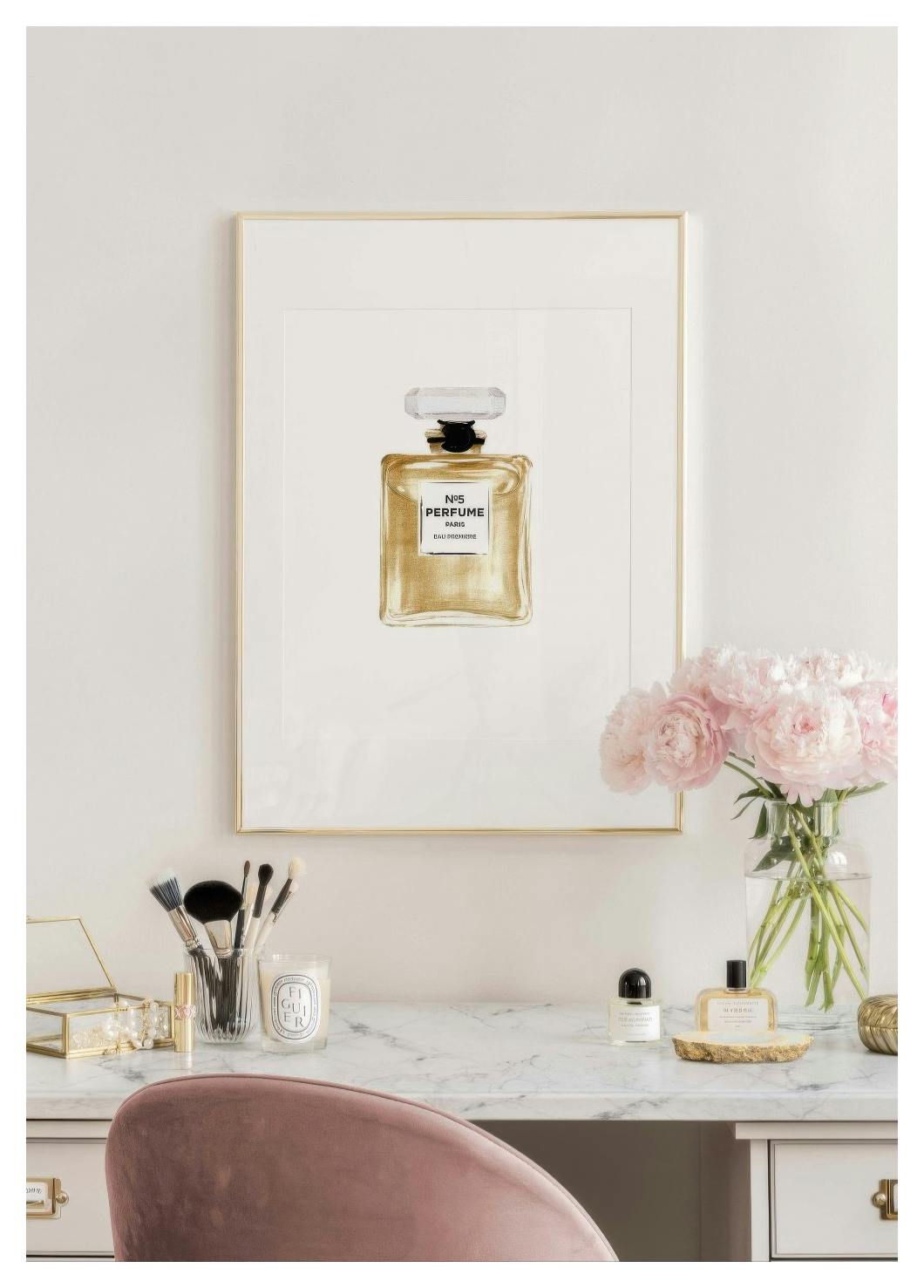 Gold Perfume Poster (30x40 cm) - Poster Store