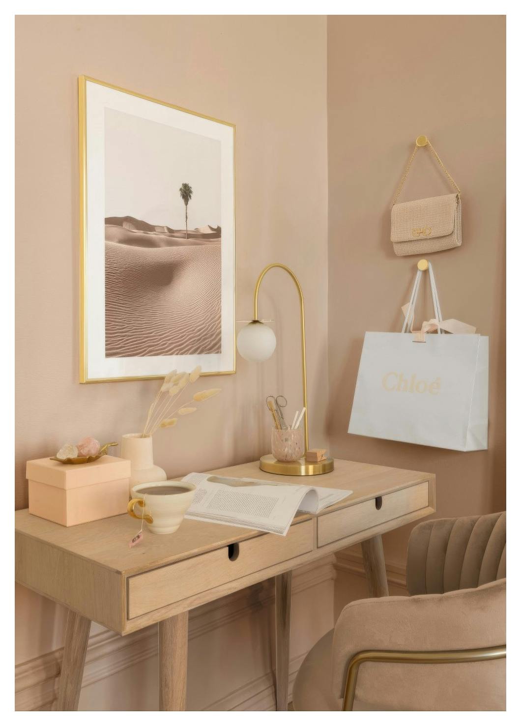 Palm in Sand Dunes Poster (30x40 cm) - Poster Store