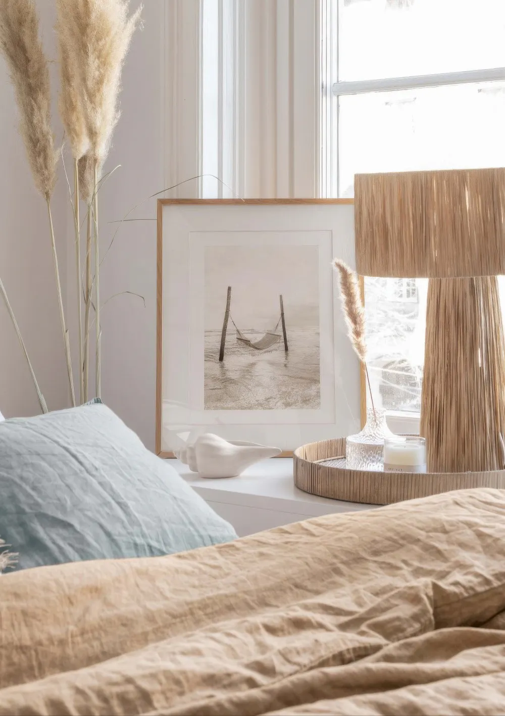 HOQIU Toile Murale Noir Et Blanc – Hamac Sur La Plage Au Bord De Mer – 30x40 Cm Sans Cadre – Décoration Élégante Et Apaisante