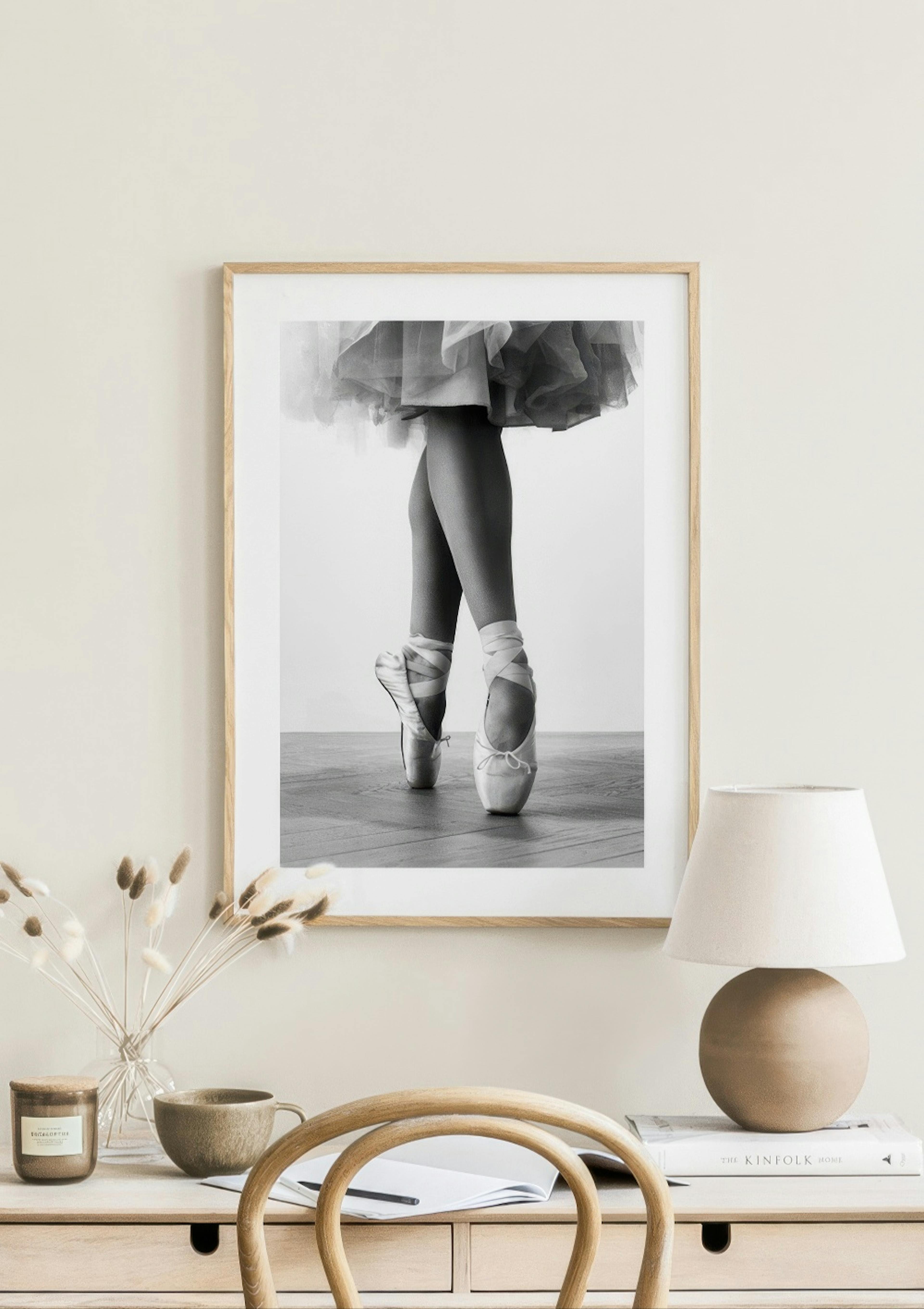 Dancing En Pointe Poster thumbnail