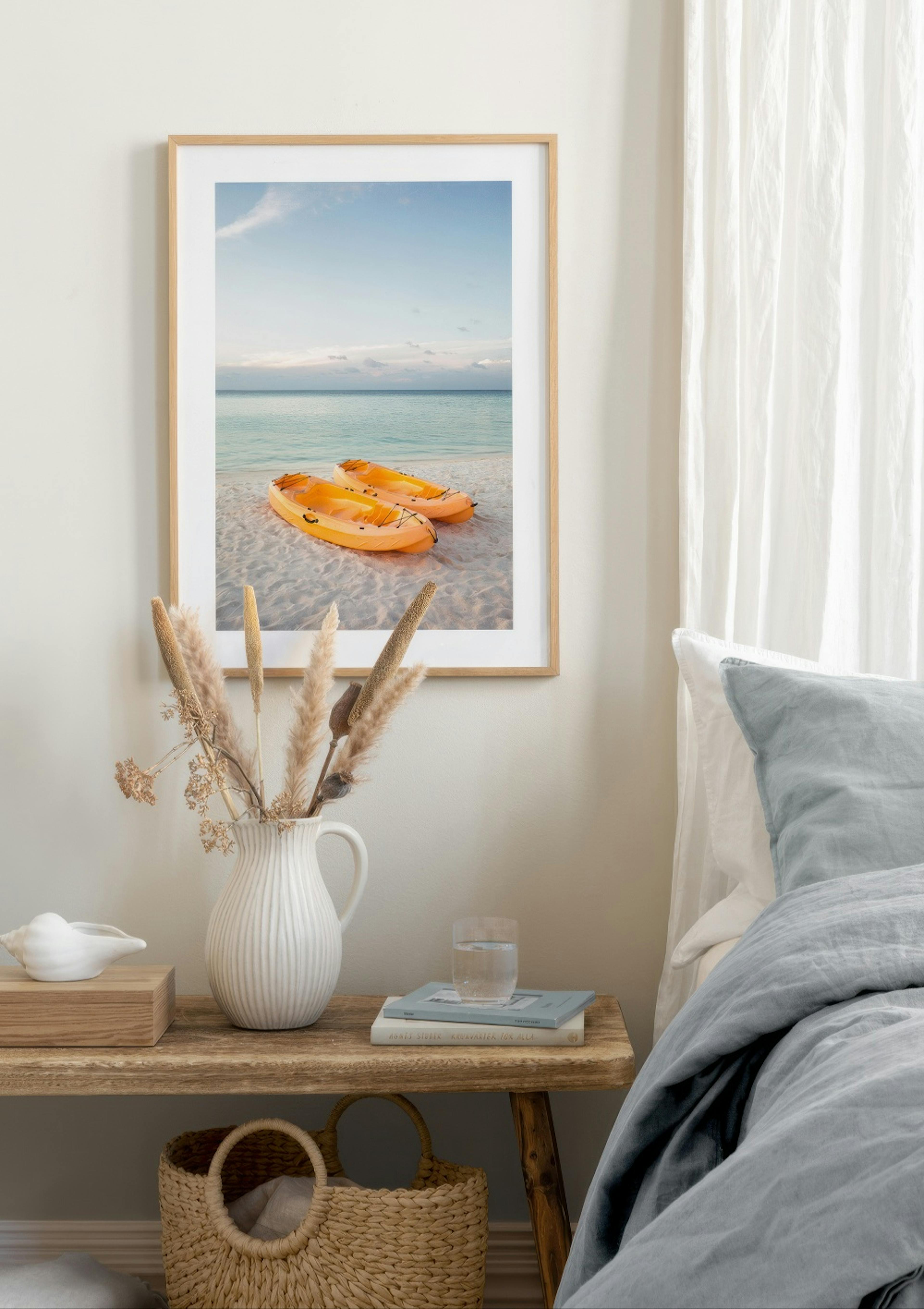 Paire de Kayaks sur l'Océan Poster thumbnail