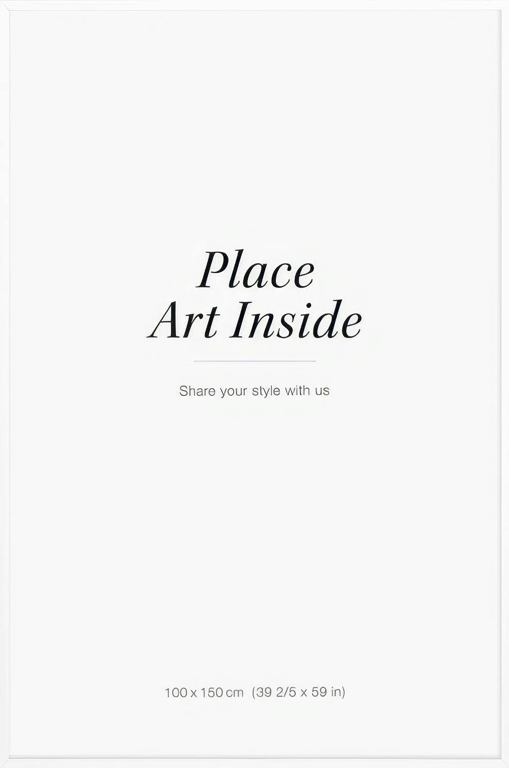 Een poster met de tekst Place Art Inside en Share your style with us in zwarte letters op een witte achtergrond.