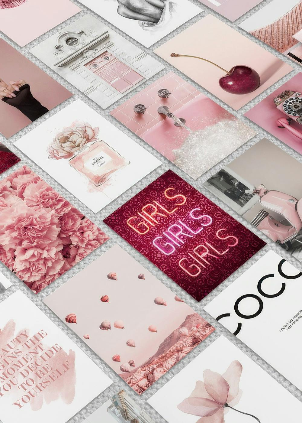 Assortiment de posters aux thèmes variés, dominés par des tons roses et des motifs féminins et modernes.