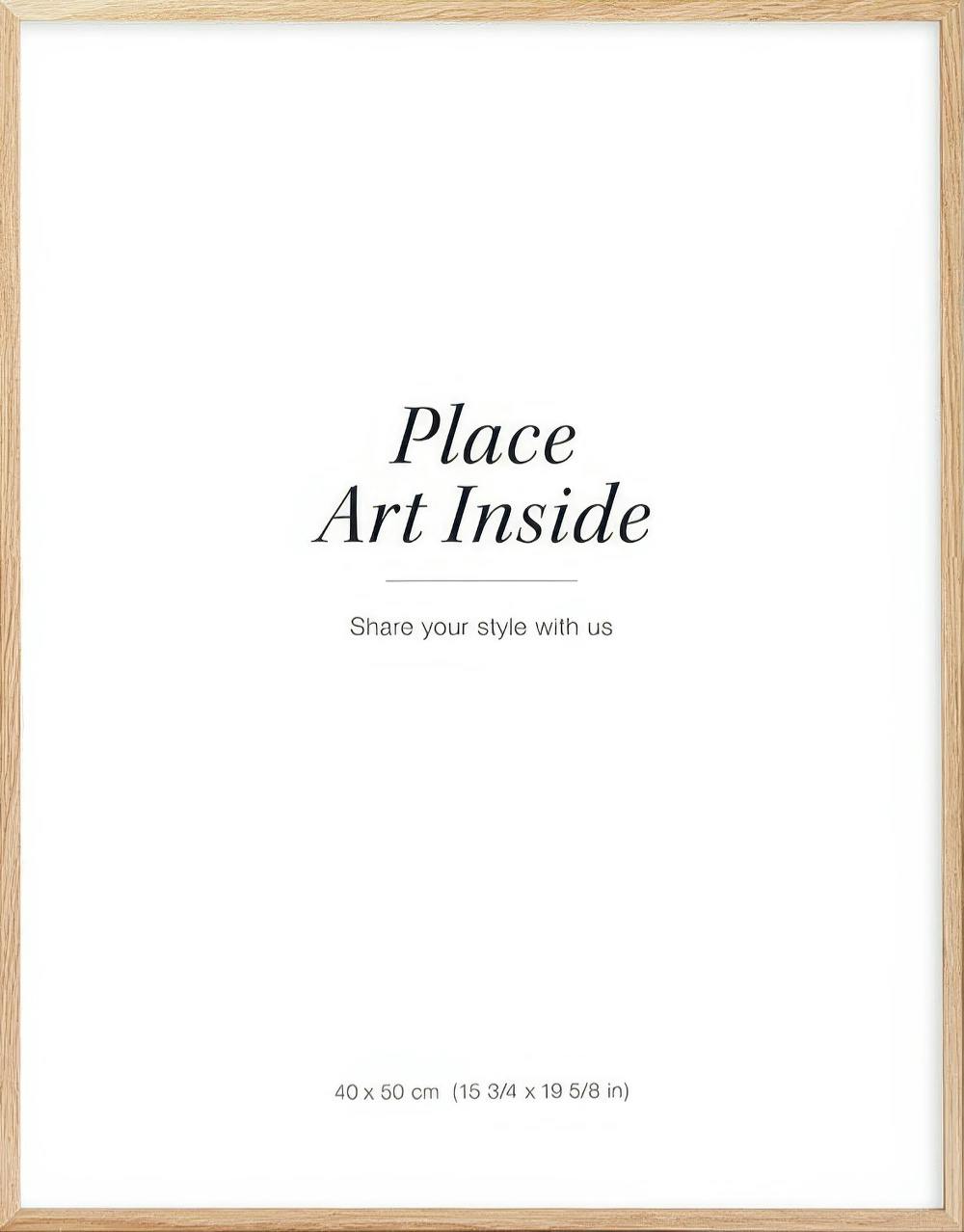 Een poster met de tekst Place Art Inside en Share your style with us in zwarte letters op een witte achtergrond.