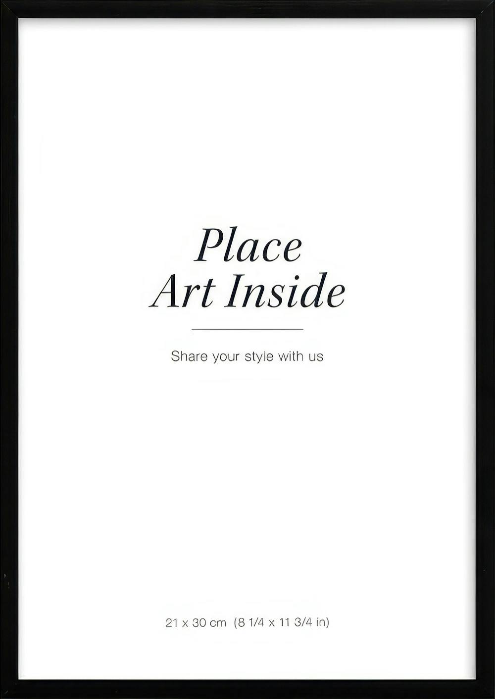 Un poster blanc vierge avec le texte noir Place Art Inside et Share your style with us.