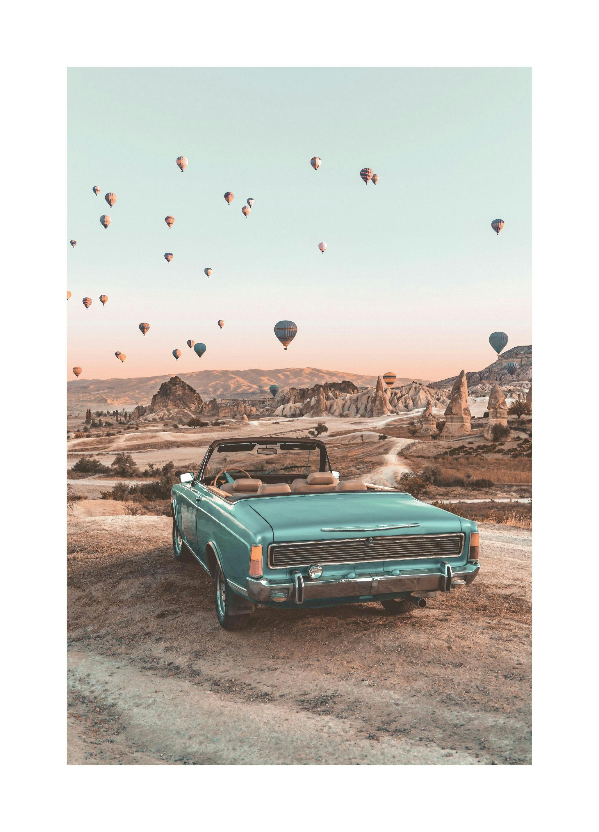 Retro auto in Cappadocië Poster (50x70 cm) - Poster Store