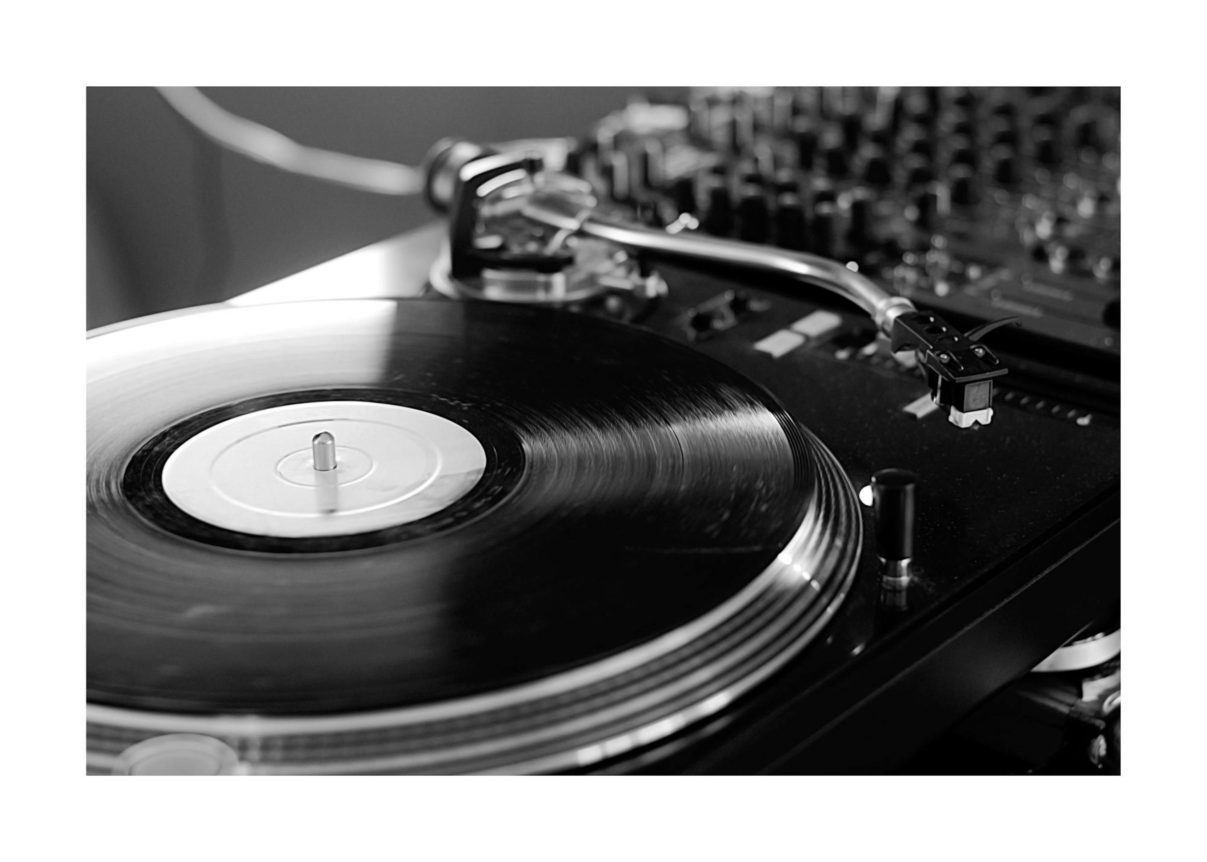 Turntable Poster 0