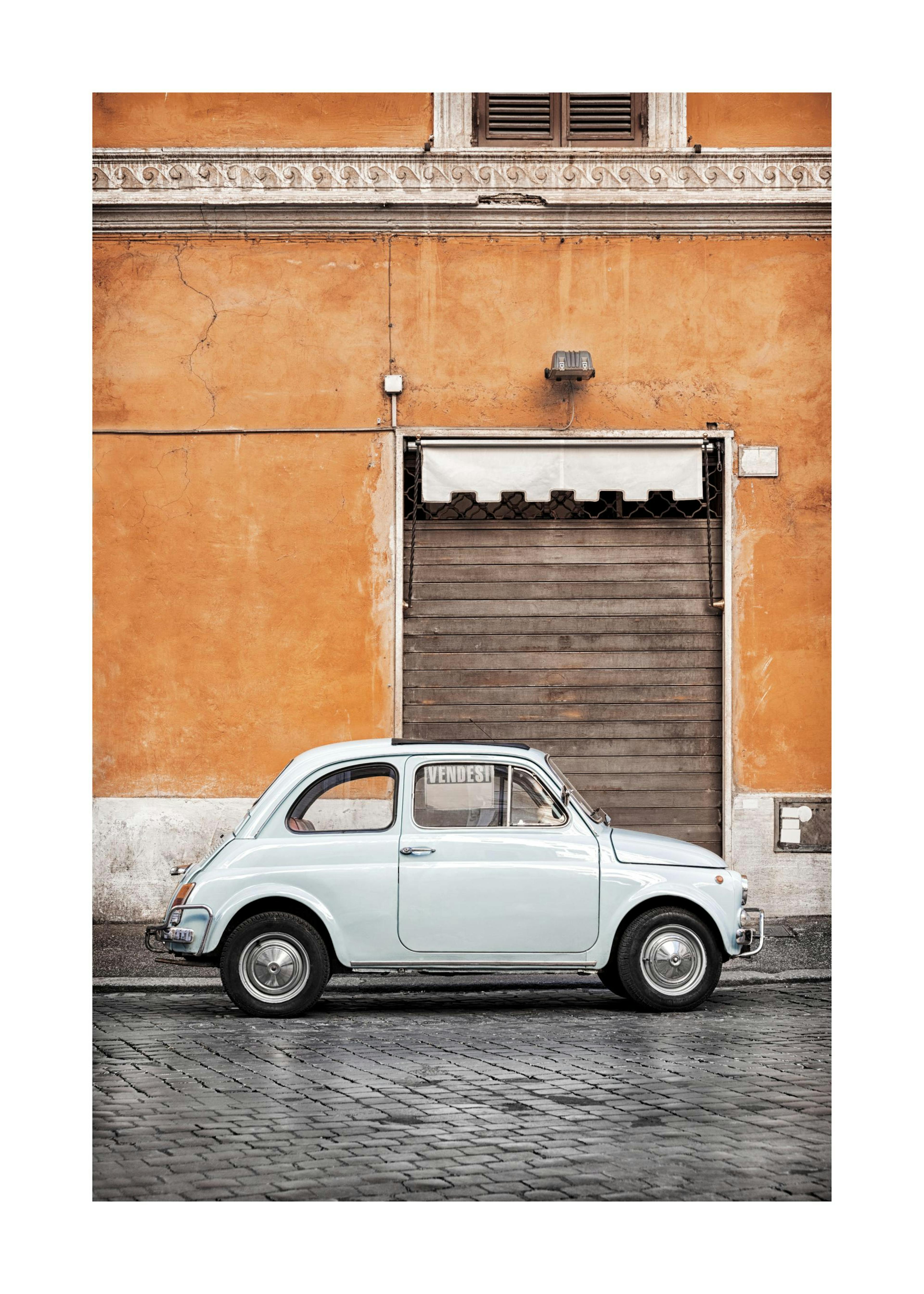 Mașină Vintage în Roma Poster 0