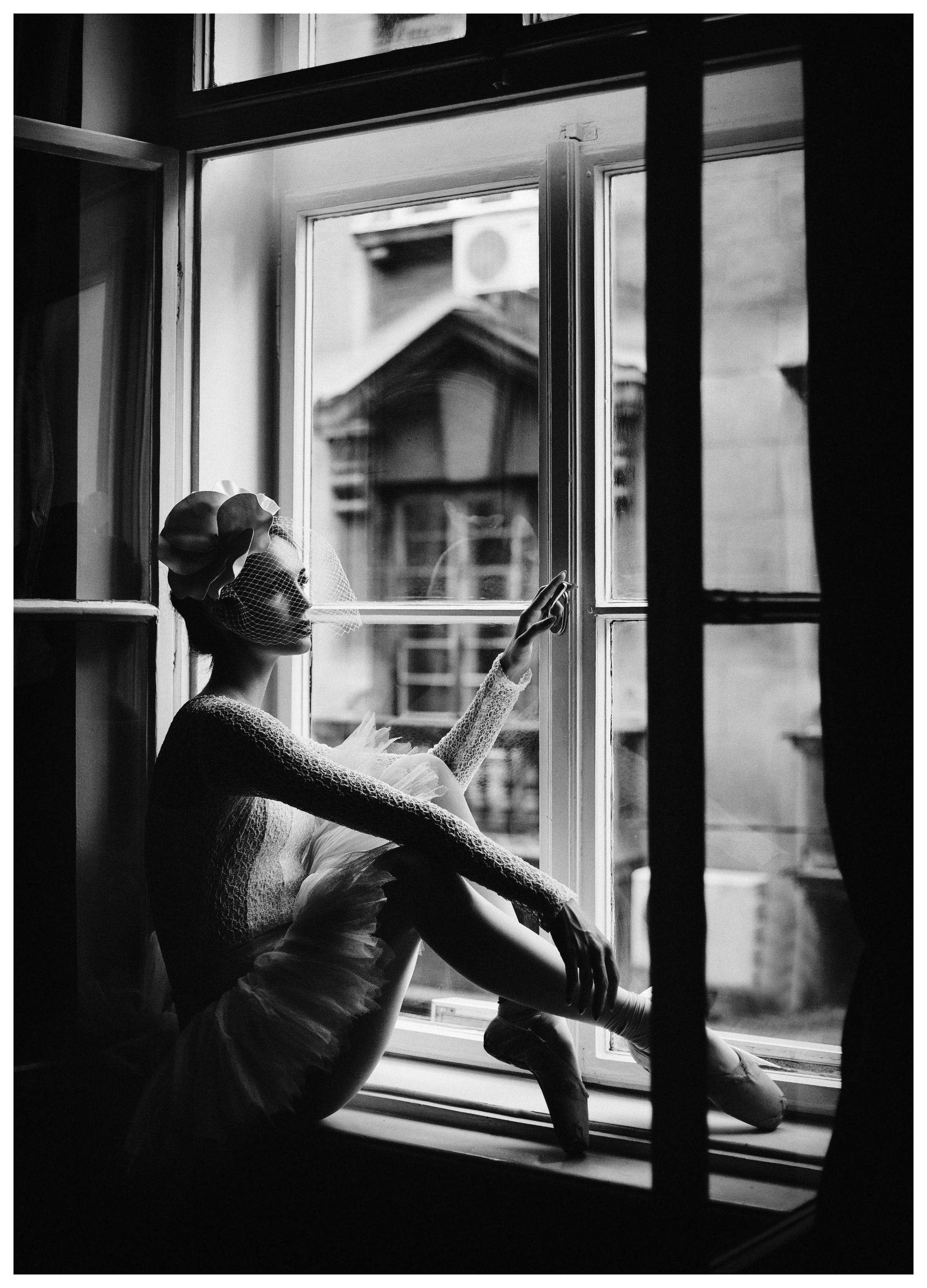 Ballerina Poster (30x40 cm) - Poster Store