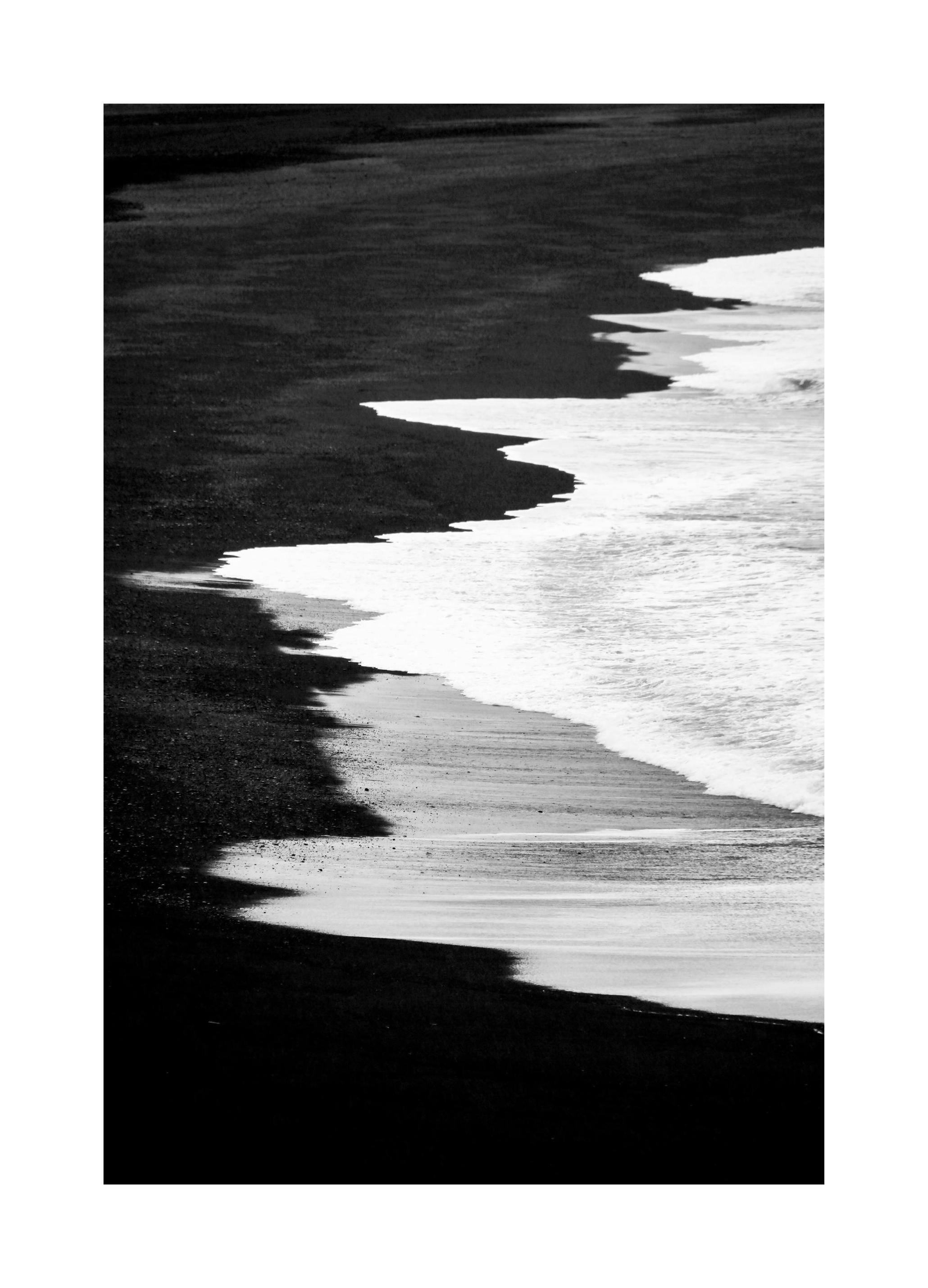 Beach B&W Poster (50x70 cm) - Poster Store