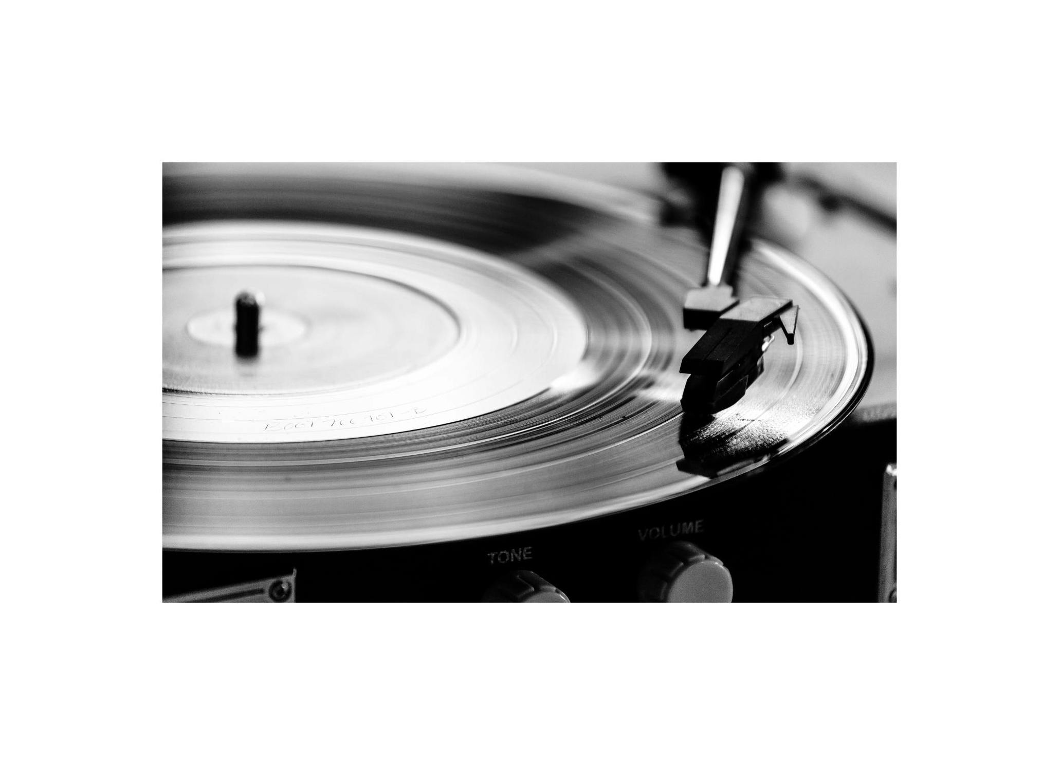 Record Player Poster (21x30 cm) - Poster Store