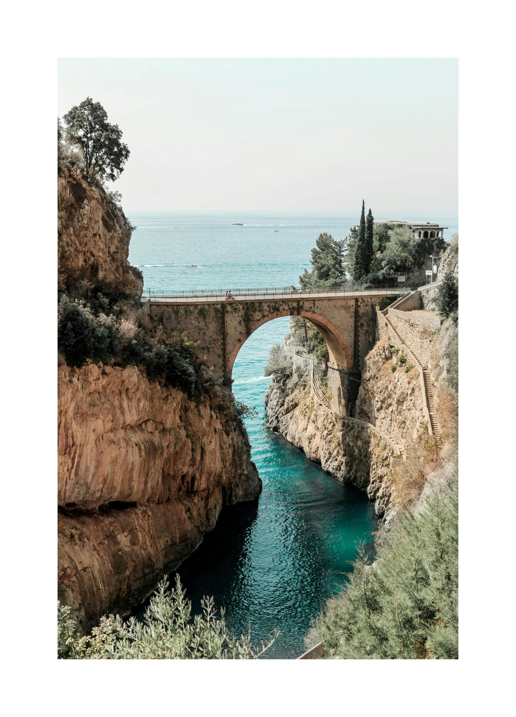 Fjord of Furore Brug Poster (50x70 cm) - Poster Store