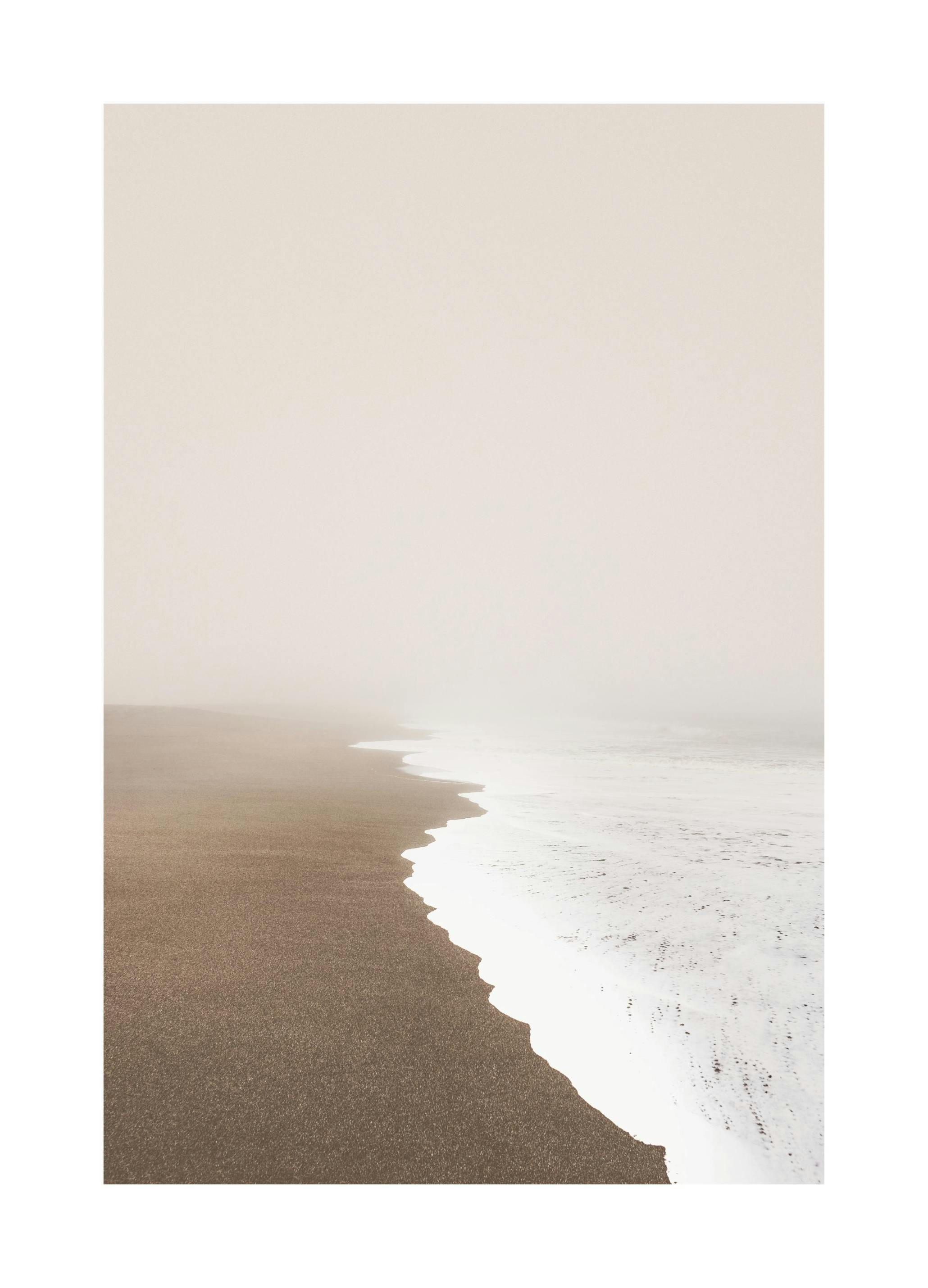 Plage Brumeuse Poster (50x70 cm) - Poster Store