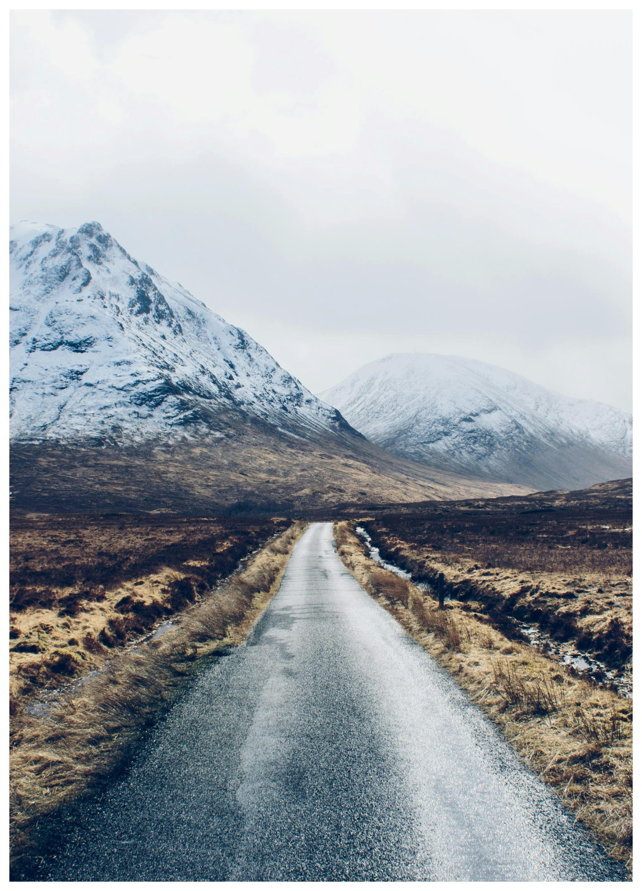 Mountain Road. Poster (70x100 cm) - Poster Store