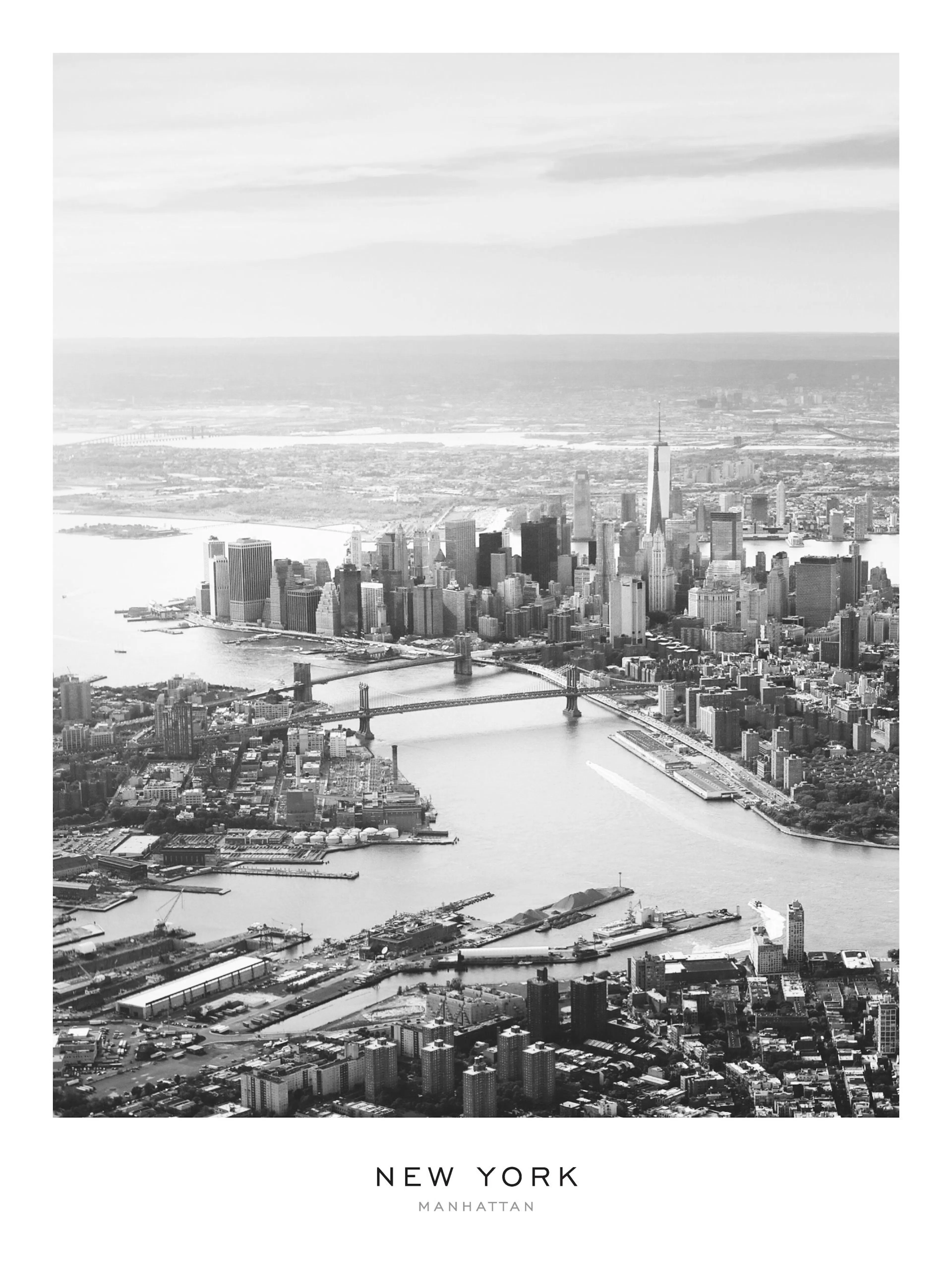 Póster en blanco y negro de Manhattan, Nueva York, mostrando el horizonte, los puentes y el río.